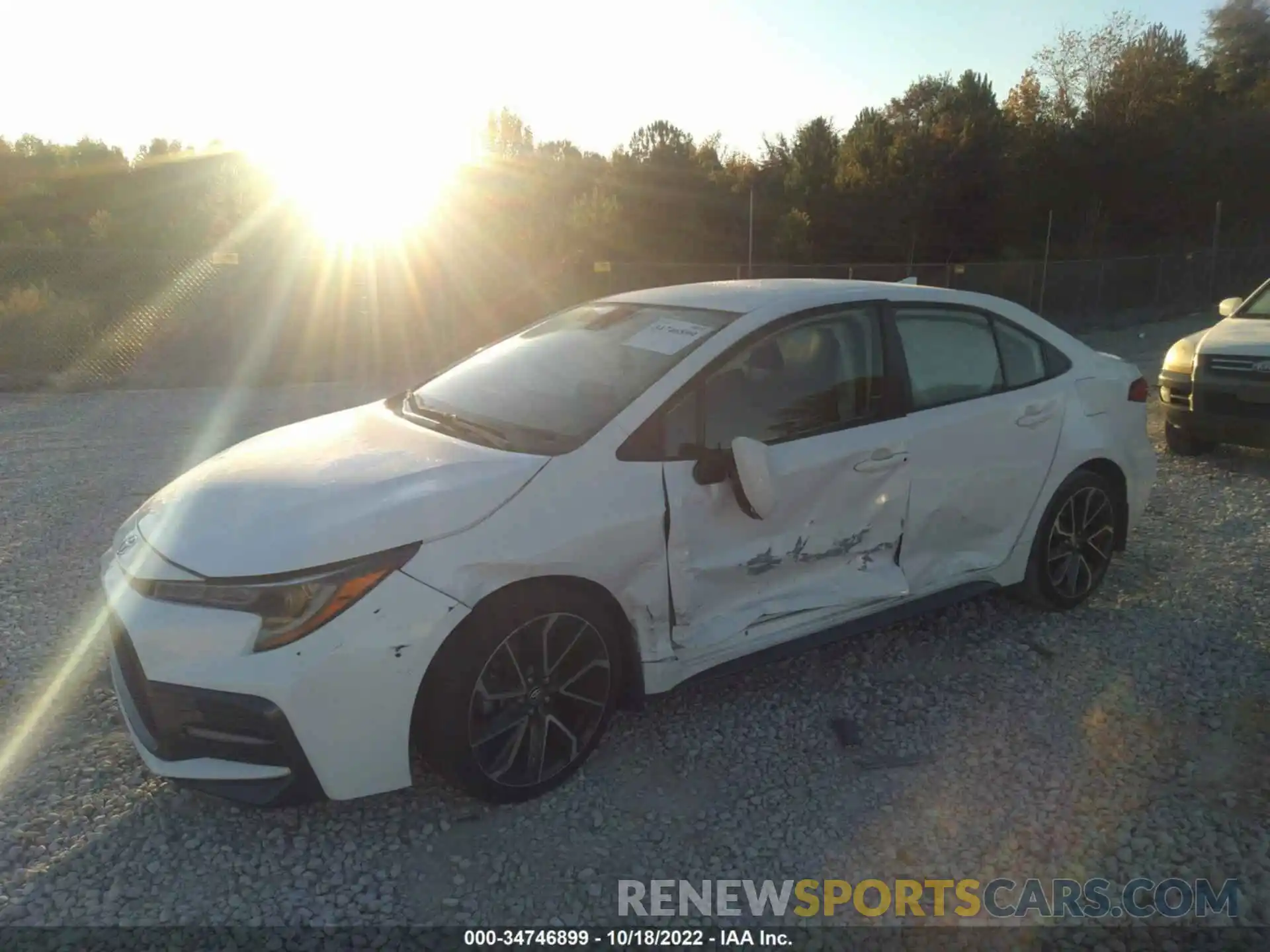 2 Photograph of a damaged car JTDS4RCE5LJ031266 TOYOTA COROLLA 2020