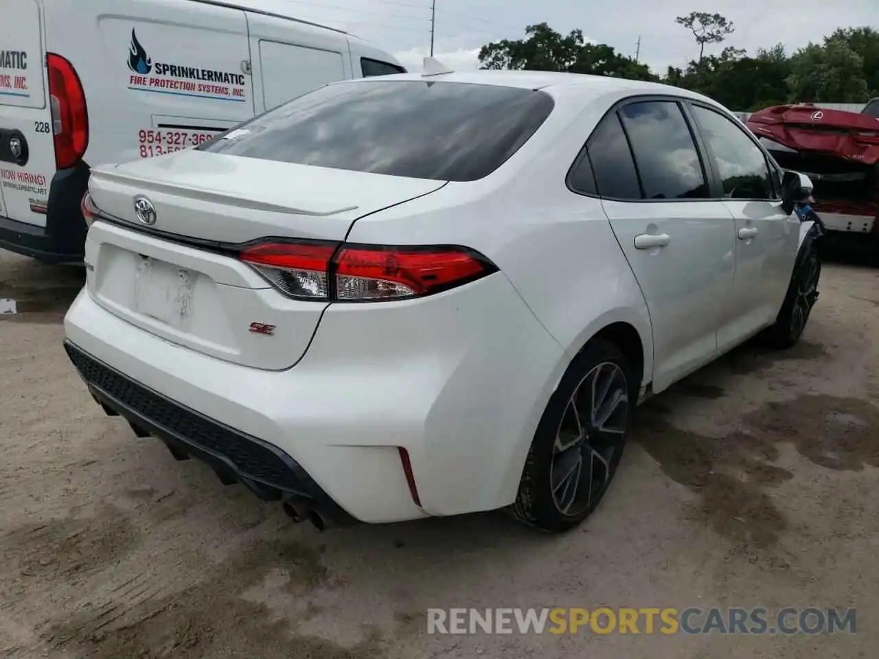 4 Photograph of a damaged car JTDS4RCE5LJ035284 TOYOTA COROLLA 2020