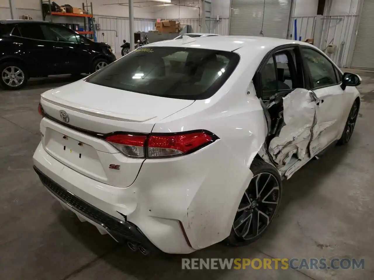 4 Photograph of a damaged car JTDS4RCE5LJ037343 TOYOTA COROLLA 2020