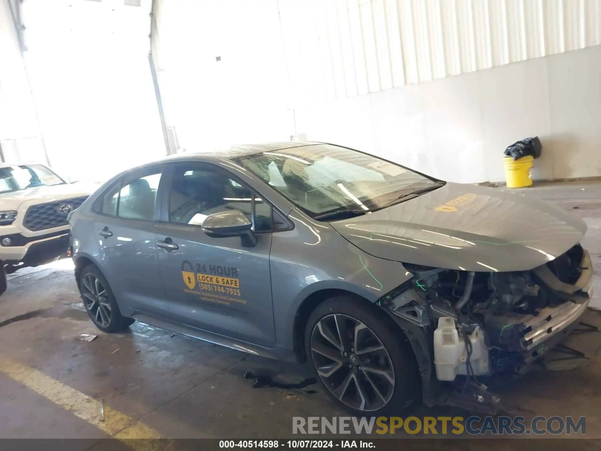 14 Photograph of a damaged car JTDS4RCE6LJ003282 TOYOTA COROLLA 2020
