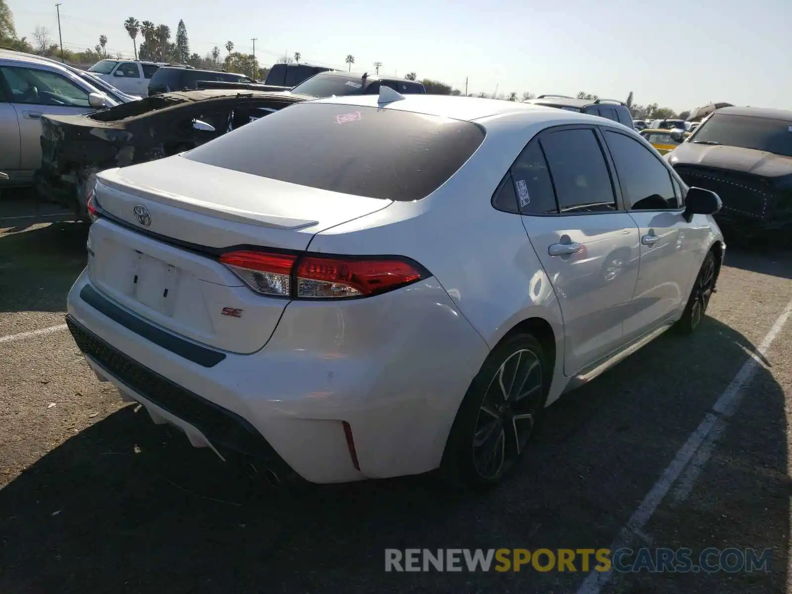 4 Photograph of a damaged car JTDS4RCE6LJ028845 TOYOTA COROLLA 2020