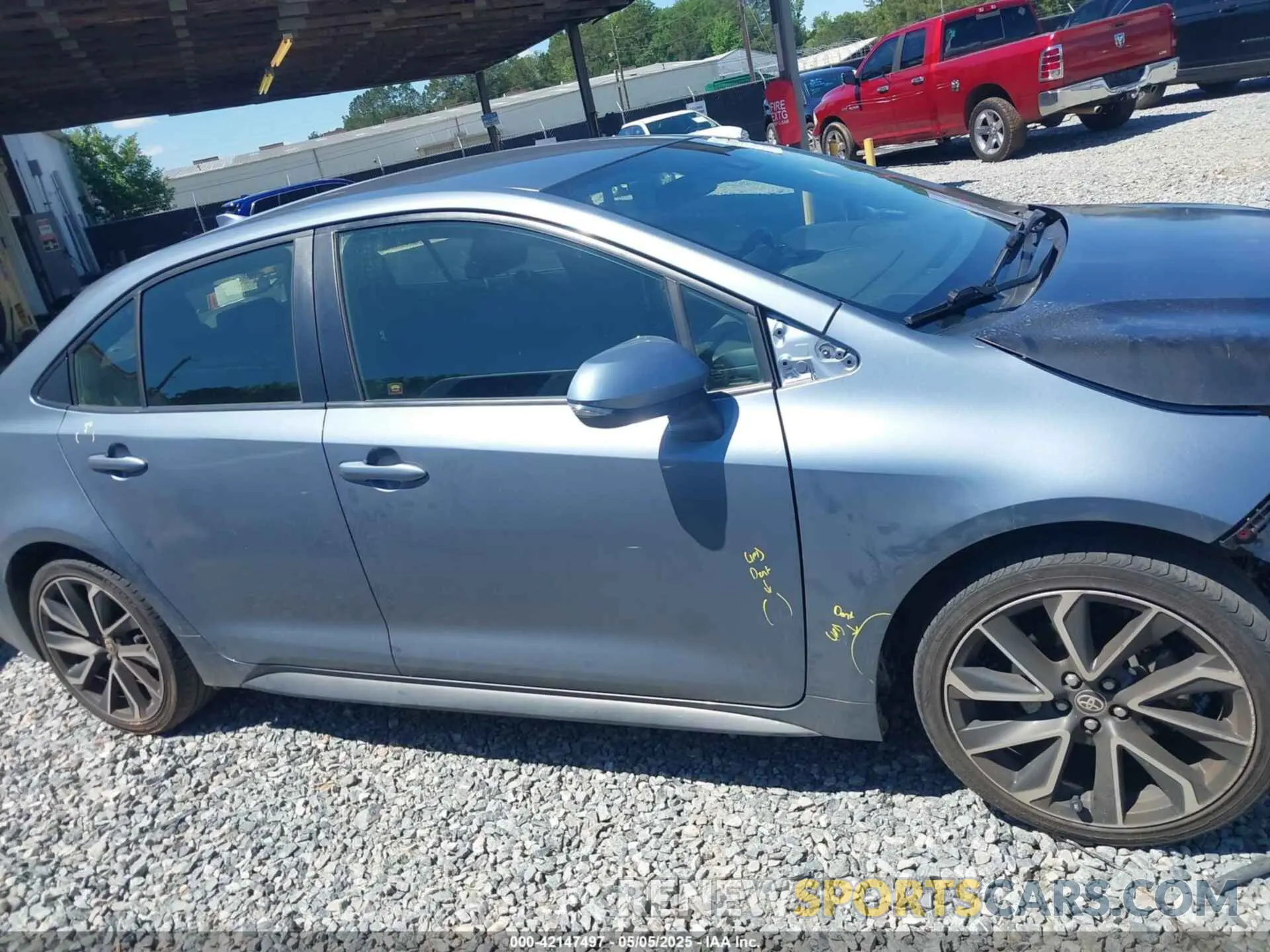14 Photograph of a damaged car JTDS4RCE6LJ031096 TOYOTA COROLLA 2020