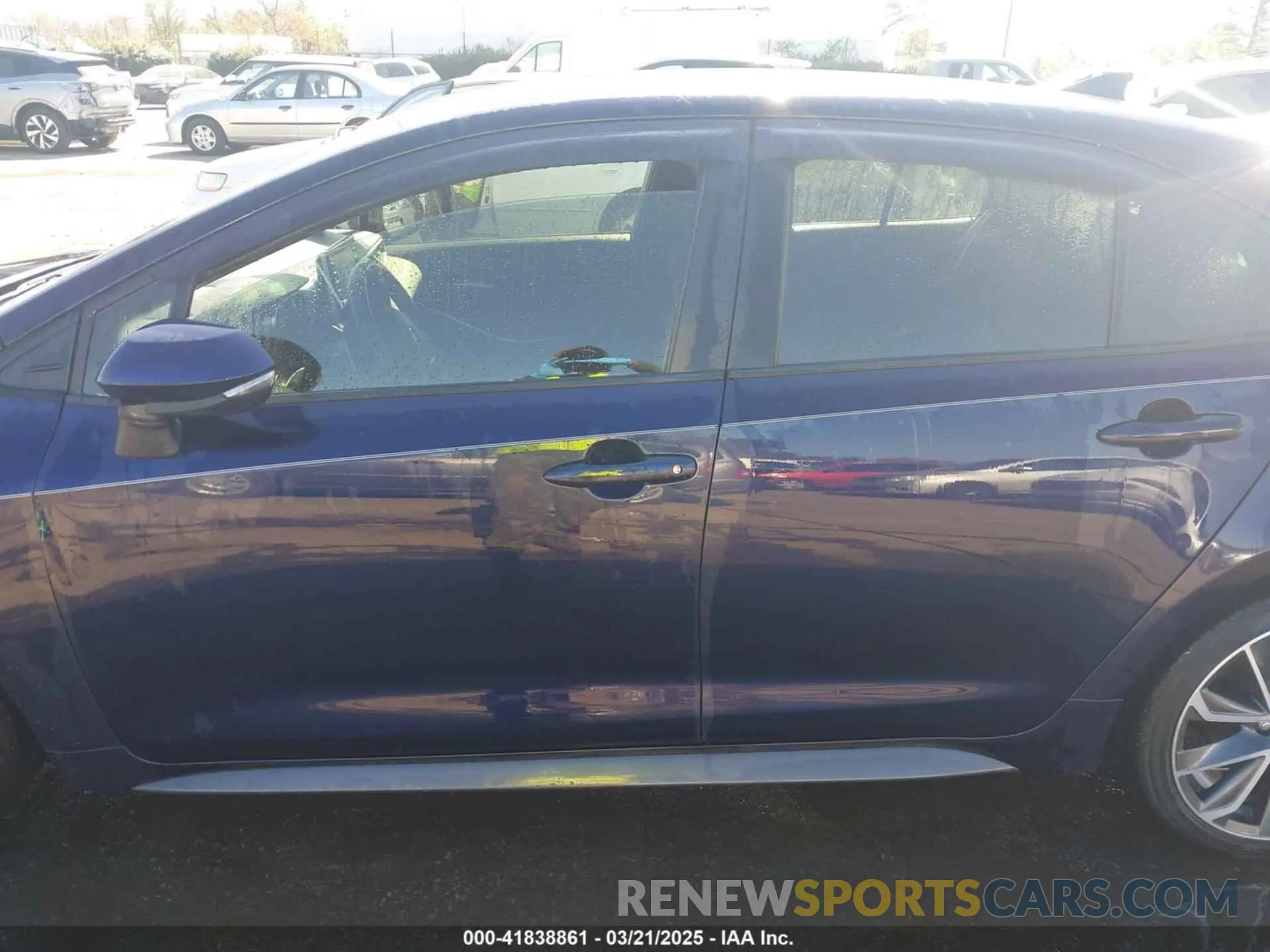 14 Photograph of a damaged car JTDS4RCE6LJ040770 TOYOTA COROLLA 2020