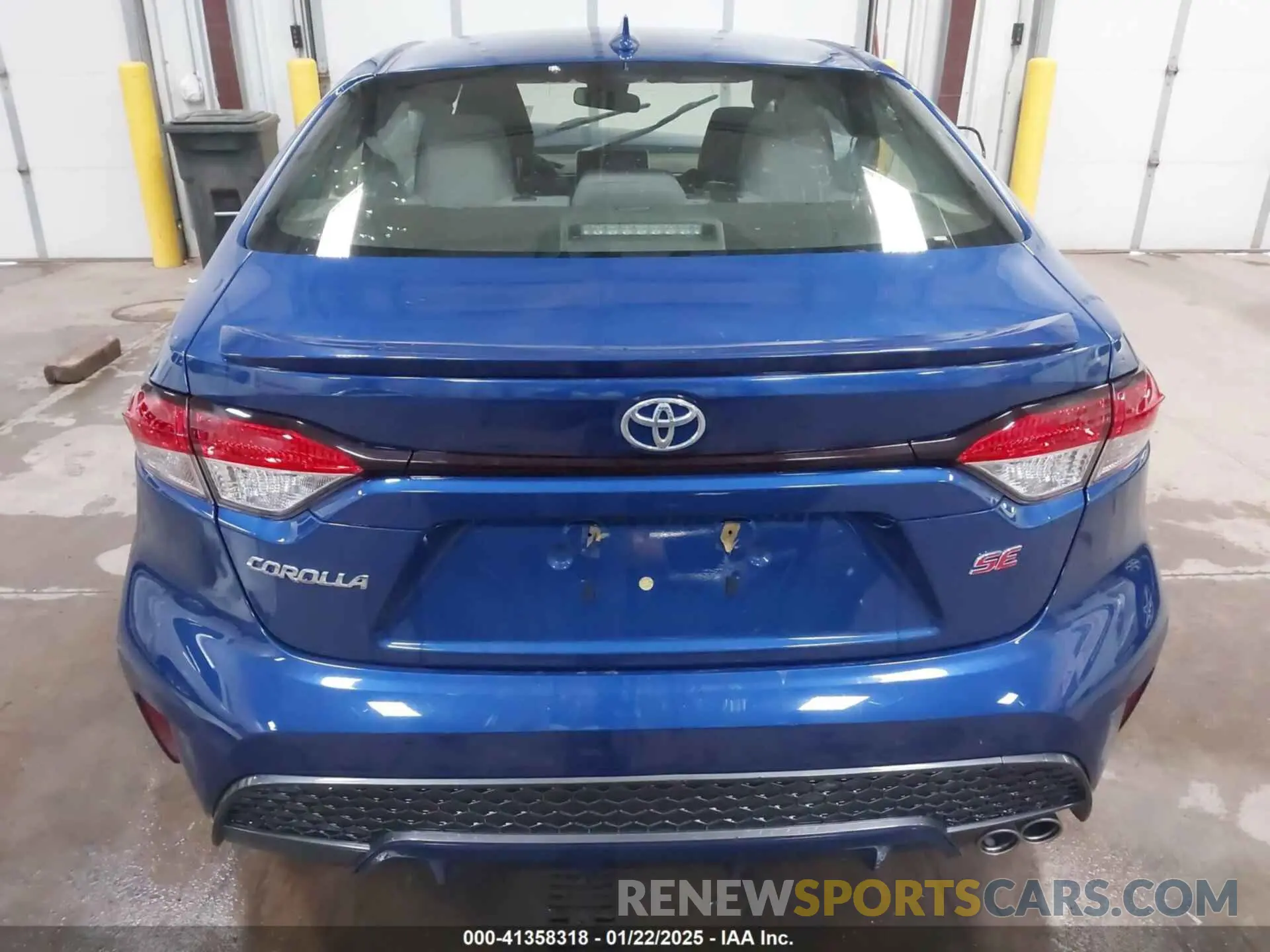 16 Photograph of a damaged car JTDS4RCE6LJ041871 TOYOTA COROLLA 2020