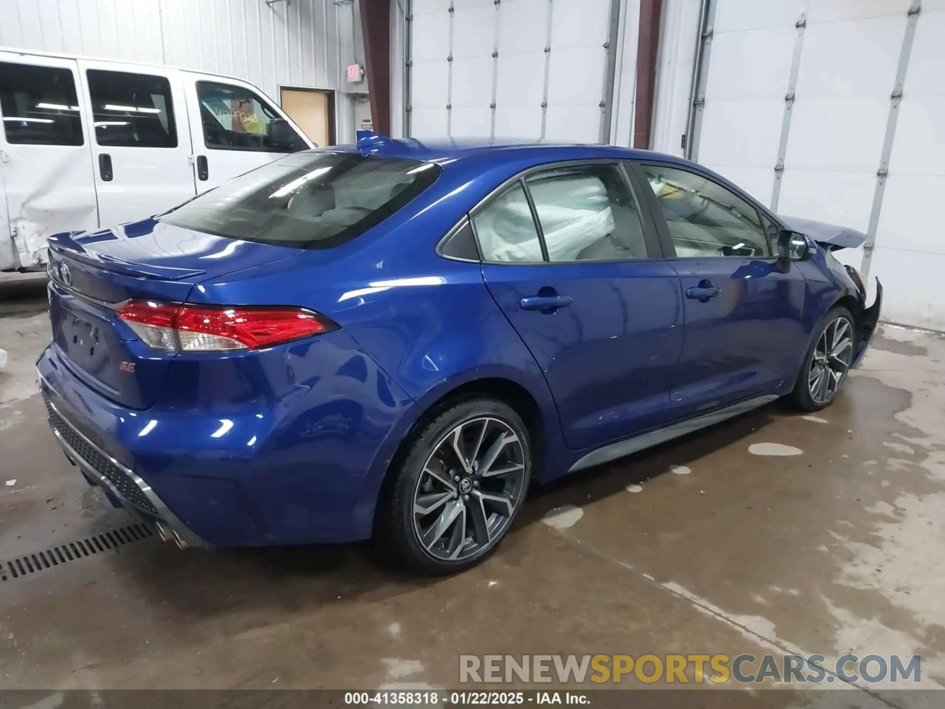 4 Photograph of a damaged car JTDS4RCE6LJ041871 TOYOTA COROLLA 2020