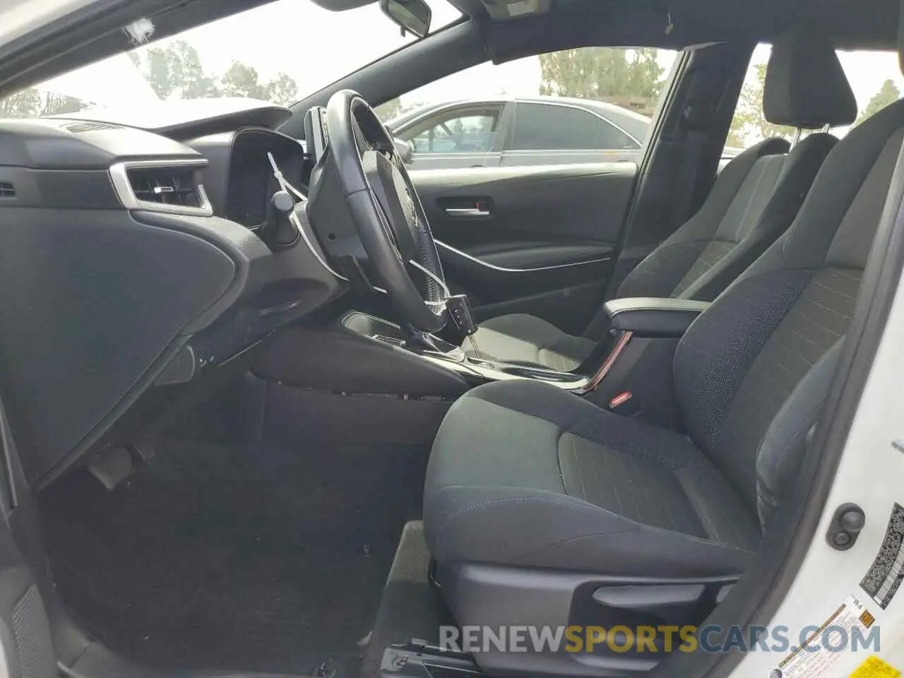 7 Photograph of a damaged car JTDS4RCE7LJ020947 TOYOTA COROLLA 2020
