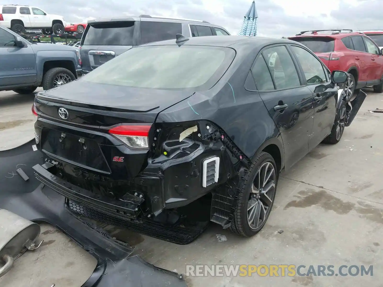 4 Photograph of a damaged car JTDS4RCE7LJ035402 TOYOTA COROLLA 2020