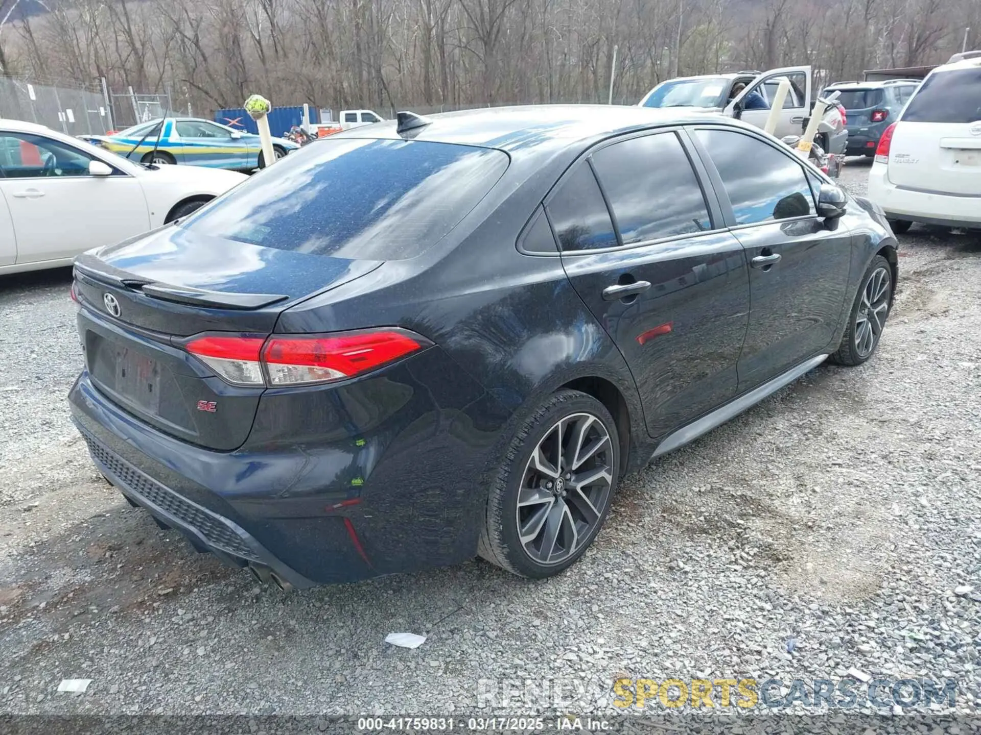 4 Photograph of a damaged car JTDS4RCE7LJ041040 TOYOTA COROLLA 2020