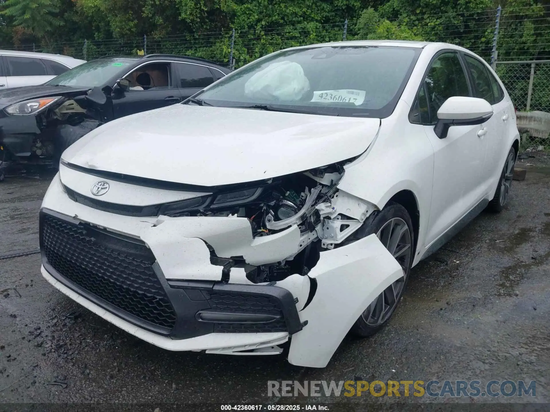 6 Photograph of a damaged car JTDS4RCE7LJ043693 TOYOTA COROLLA 2020