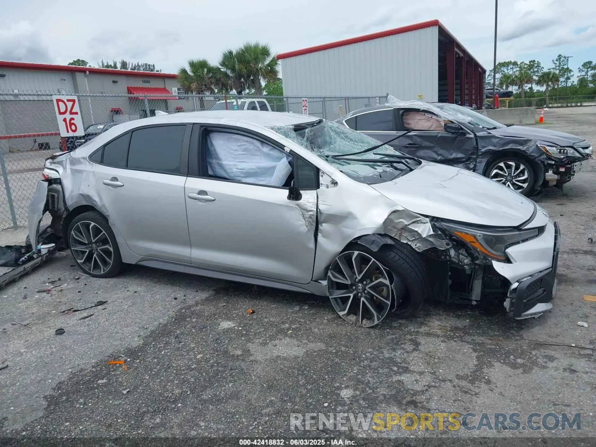 1 Photograph of a damaged car JTDS4RCE8LJ014493 TOYOTA COROLLA 2020
