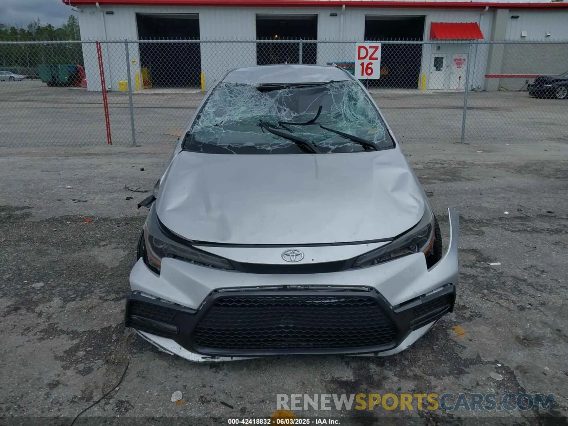 6 Photograph of a damaged car JTDS4RCE8LJ014493 TOYOTA COROLLA 2020