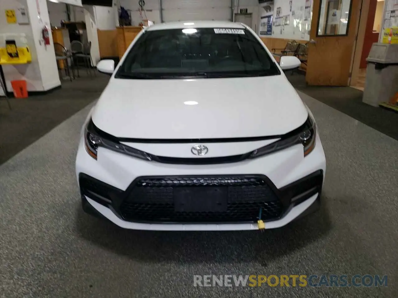 5 Photograph of a damaged car JTDS4RCE8LJ023324 TOYOTA COROLLA 2020