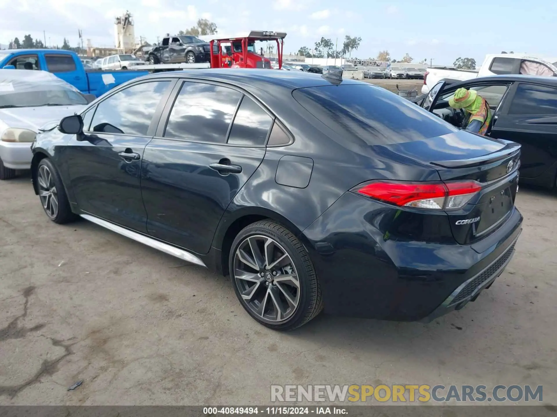 3 Photograph of a damaged car JTDS4RCE8LJ023405 TOYOTA COROLLA 2020