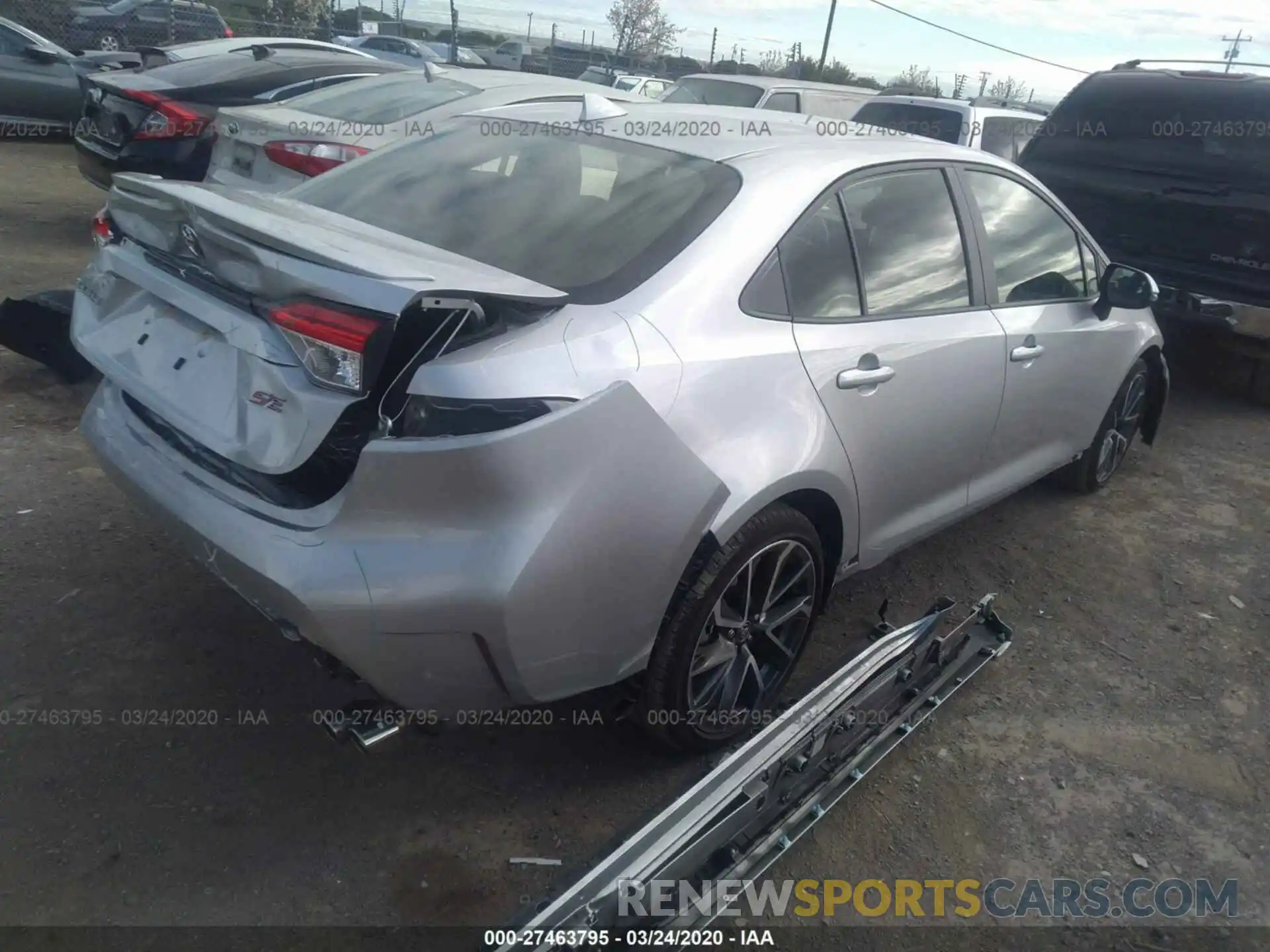 4 Photograph of a damaged car JTDS4RCE8LJ039104 TOYOTA COROLLA 2020