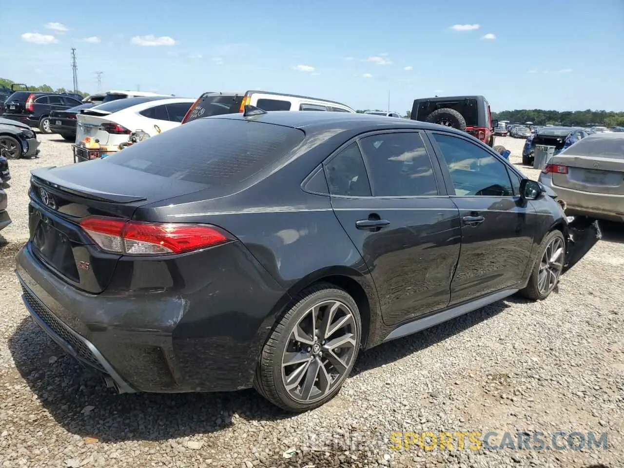 3 Photograph of a damaged car JTDS4RCE8LJ039636 TOYOTA COROLLA 2020
