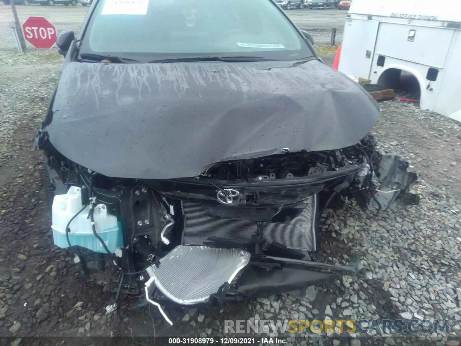 6 Photograph of a damaged car JTDS4RCE9LJ015295 TOYOTA COROLLA 2020