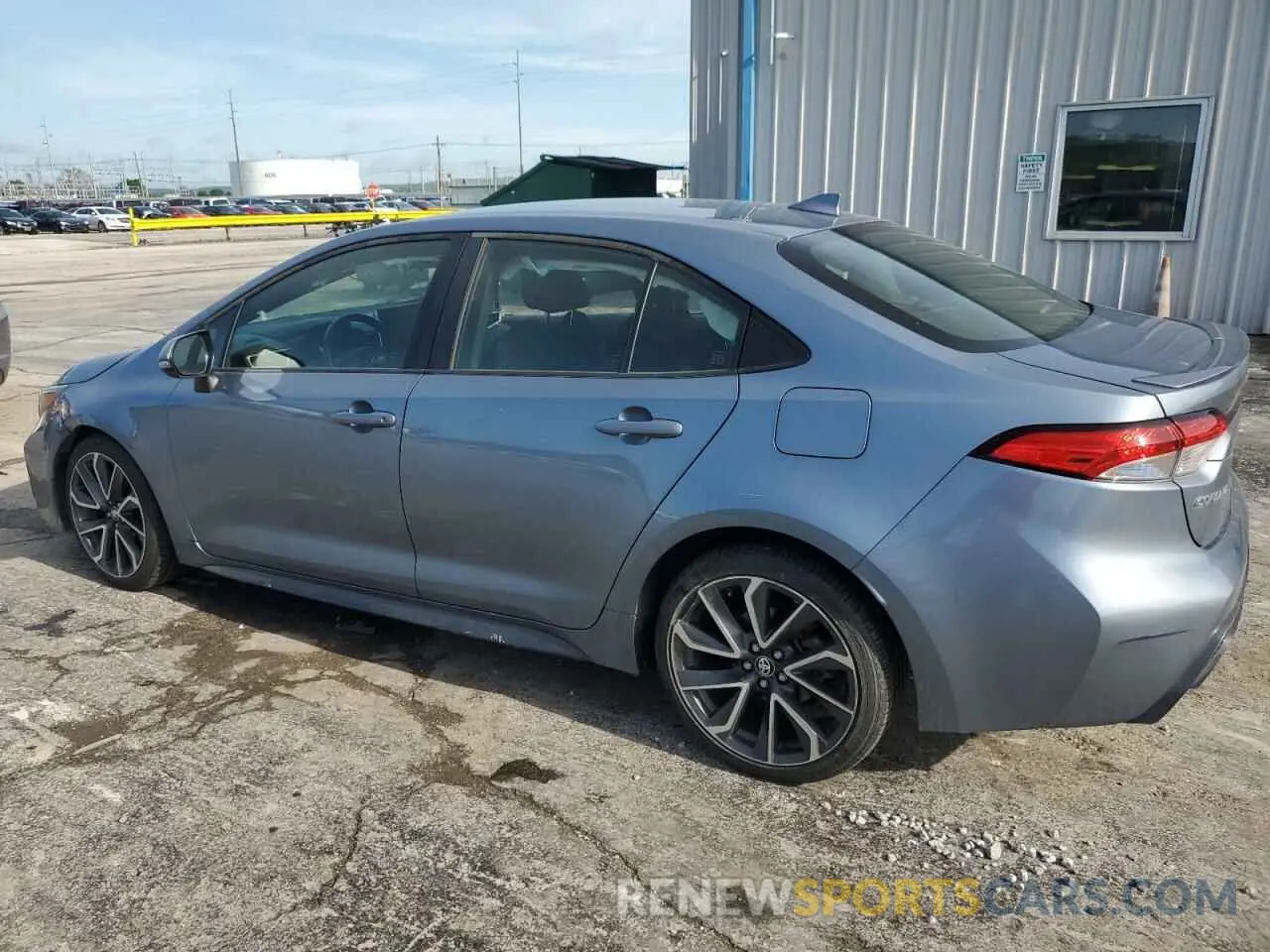 2 Photograph of a damaged car JTDS4RCE9LJ016298 TOYOTA COROLLA 2020