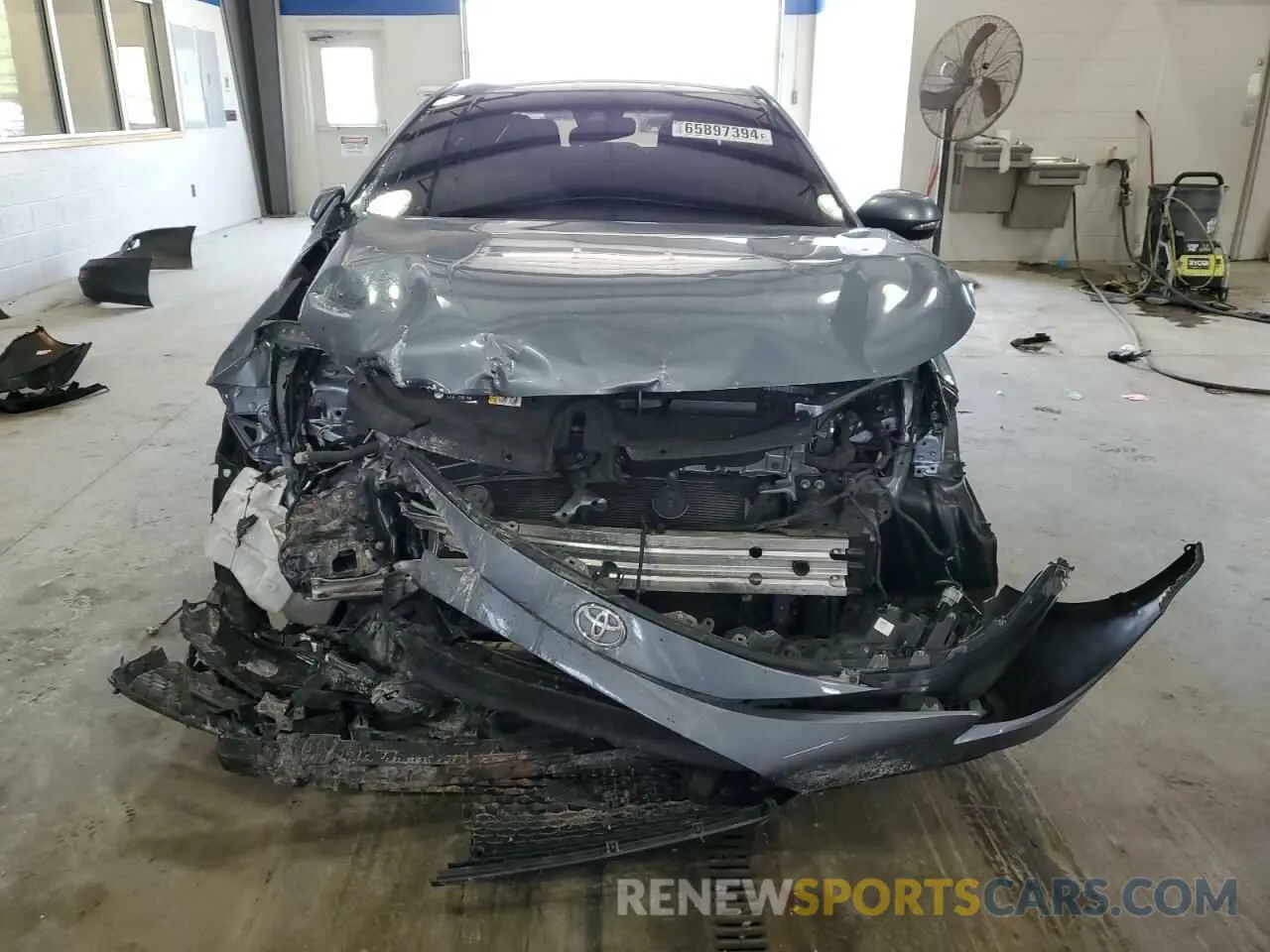 5 Photograph of a damaged car JTDS4RCE9LJ037619 TOYOTA COROLLA 2020