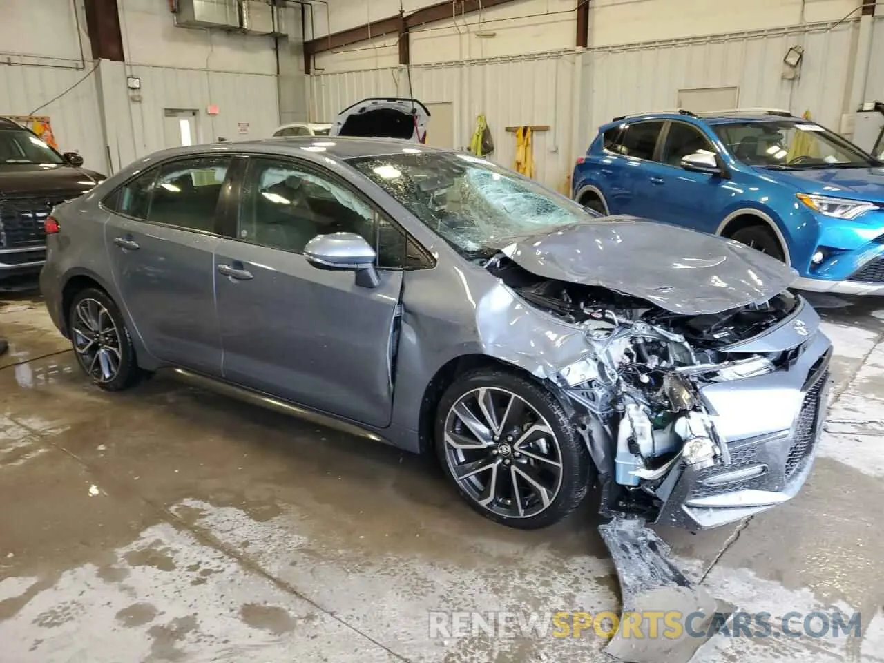 4 Photograph of a damaged car JTDS4RCEXLJ014284 TOYOTA COROLLA 2020