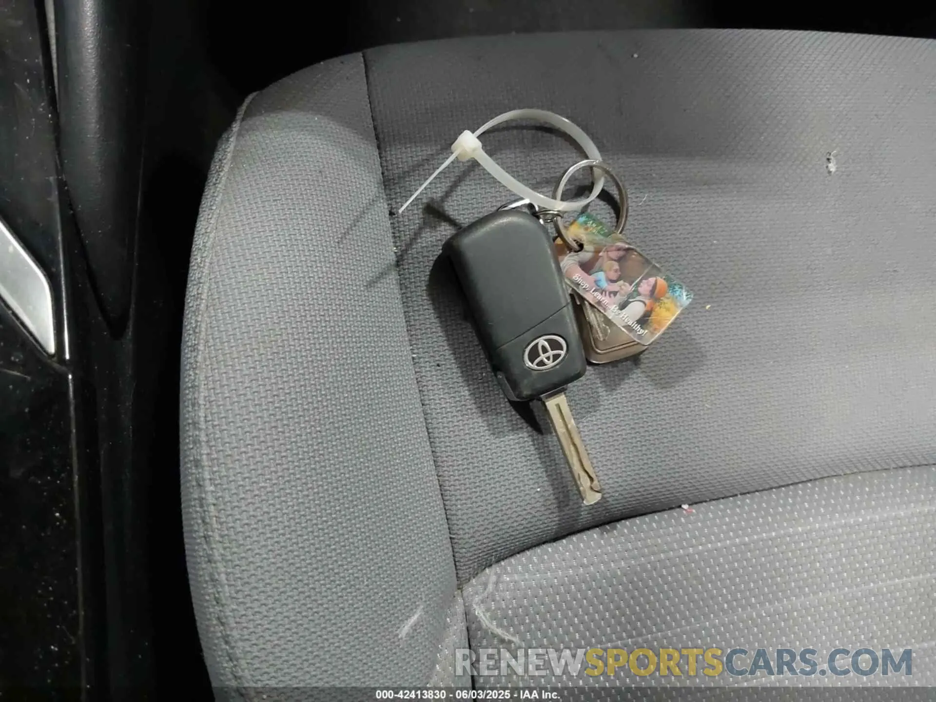 11 Photograph of a damaged car JTDS4RCEXLJ023146 TOYOTA COROLLA 2020