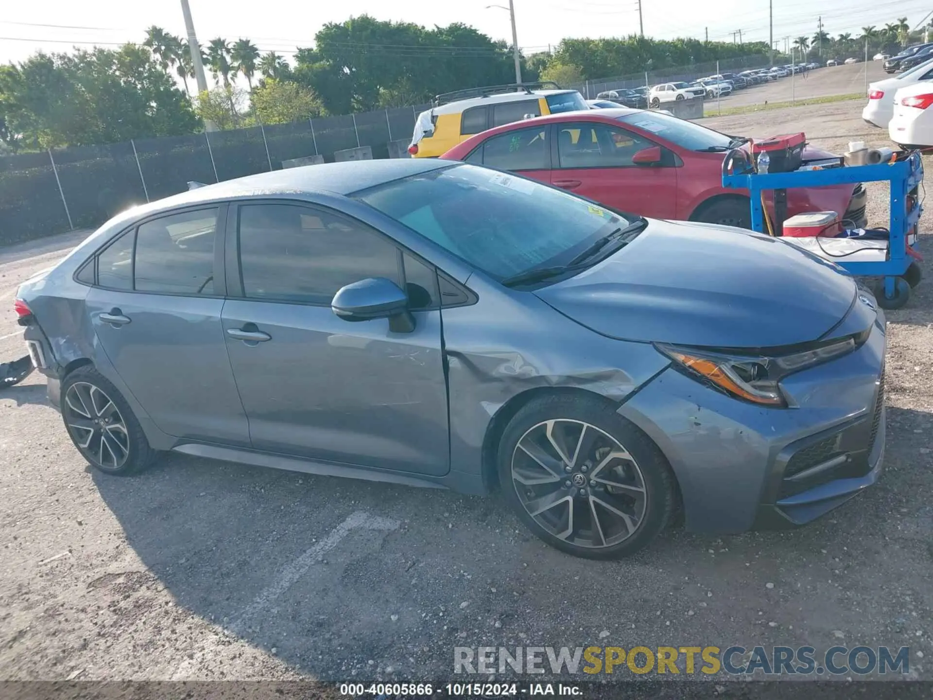 14 Photograph of a damaged car JTDS4RCEXLJ032882 TOYOTA COROLLA 2020
