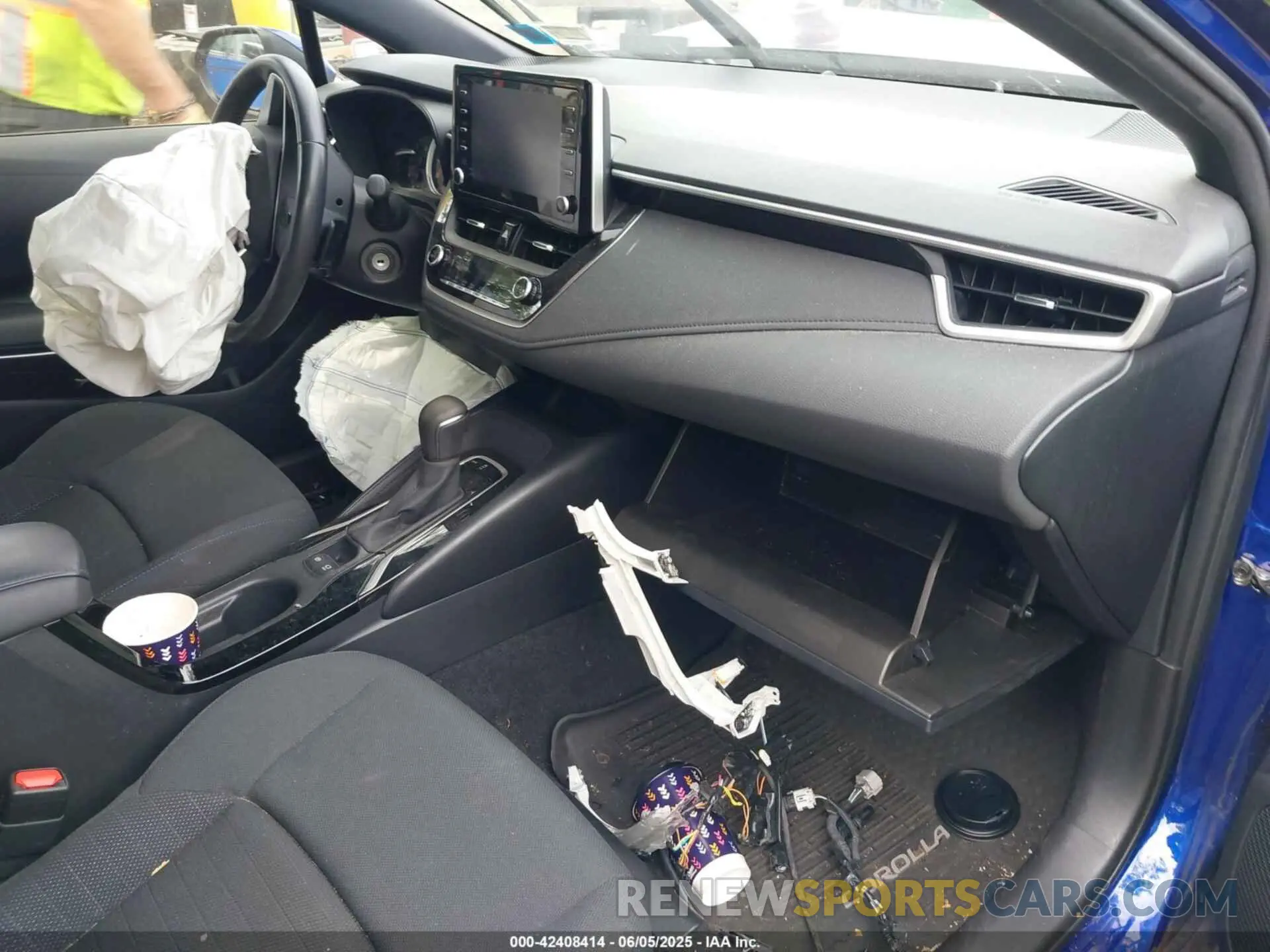 5 Photograph of a damaged car JTDS4RCEXLJ034972 TOYOTA COROLLA 2020