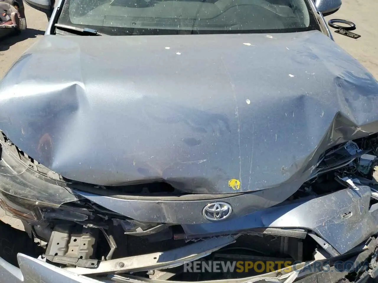 11 Photograph of a damaged car JTDS4RCEXLJ035099 TOYOTA COROLLA 2020