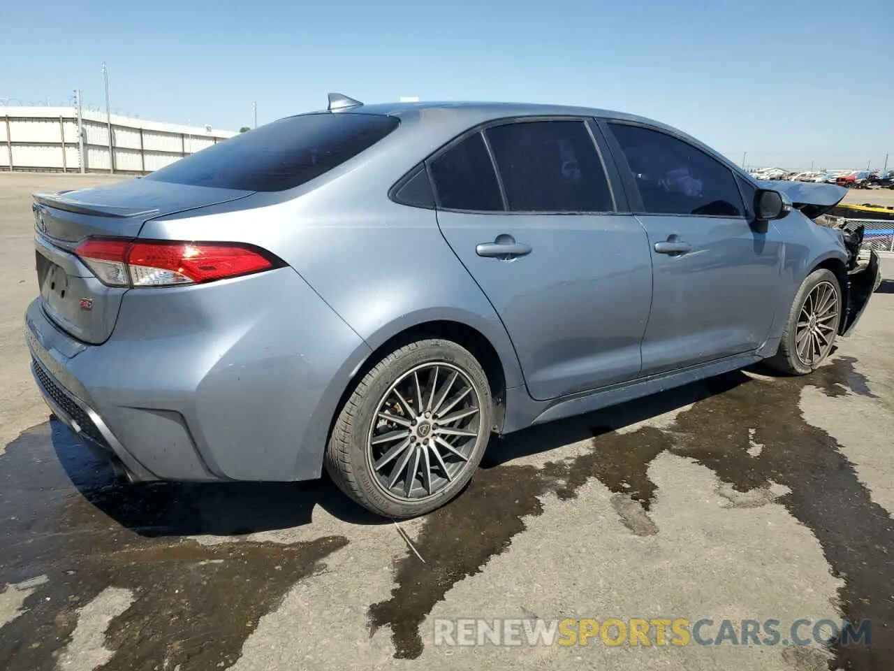 3 Photograph of a damaged car JTDS4RCEXLJ035099 TOYOTA COROLLA 2020