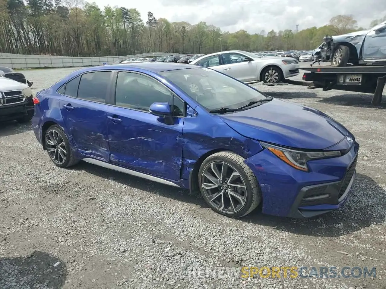 4 Photograph of a damaged car JTDS4RCEXLJ038553 TOYOTA COROLLA 2020