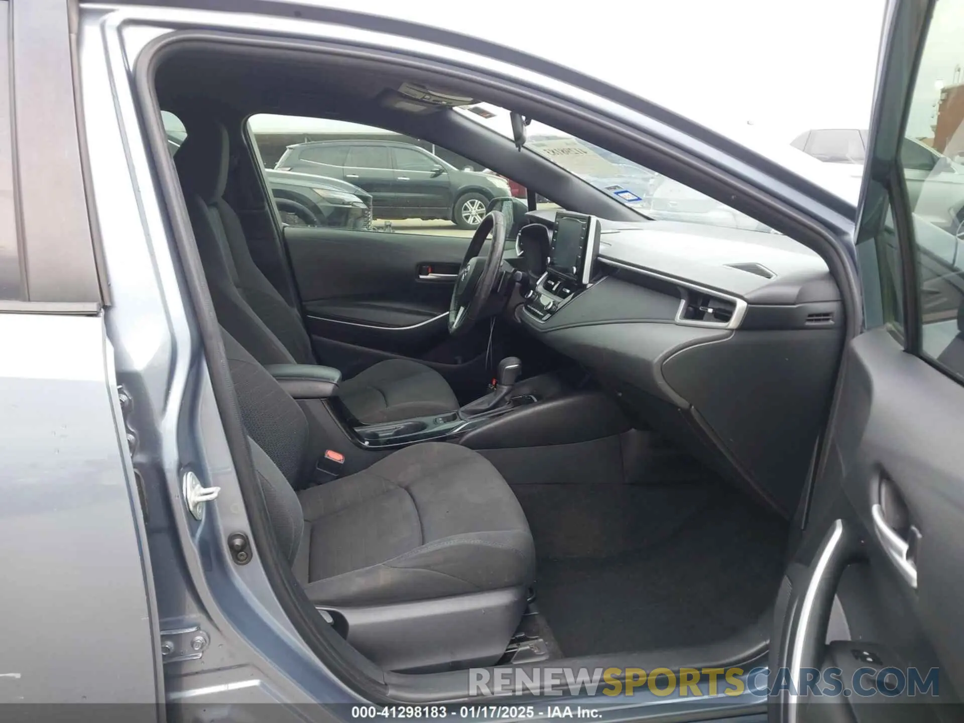 5 Photograph of a damaged car JTDS4RCEXLJ041081 TOYOTA COROLLA 2020