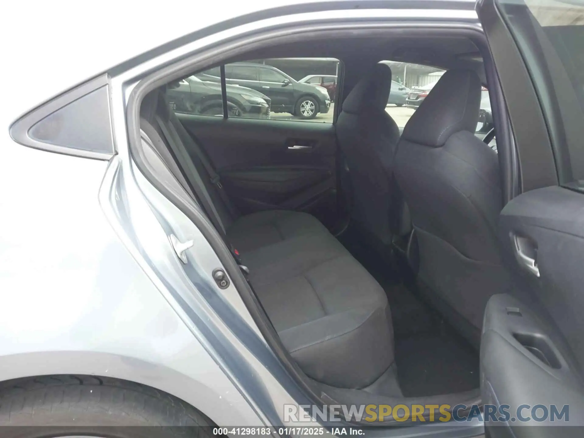 8 Photograph of a damaged car JTDS4RCEXLJ041081 TOYOTA COROLLA 2020