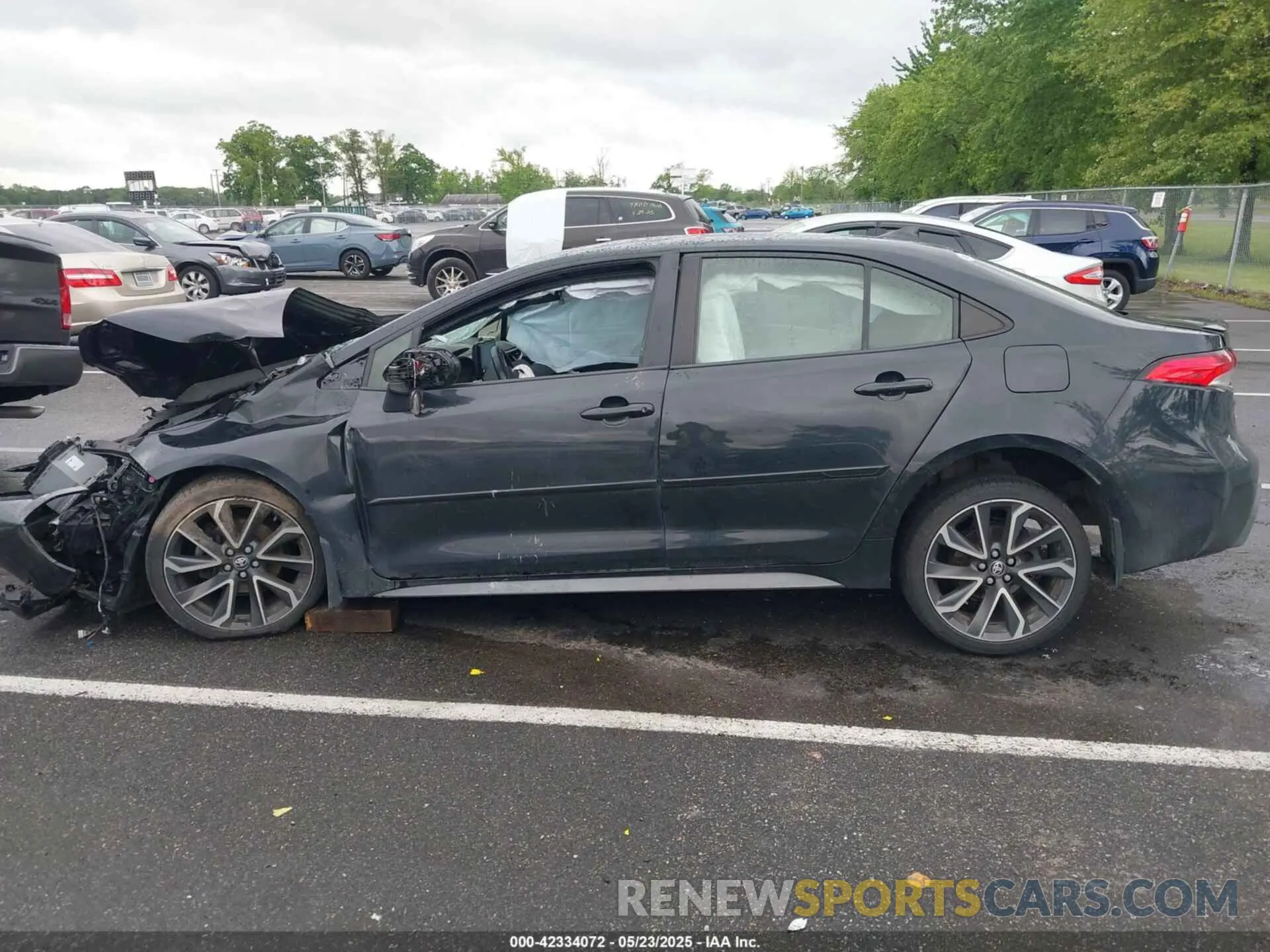 14 Photograph of a damaged car JTDS4RCEXLJ043476 TOYOTA COROLLA 2020