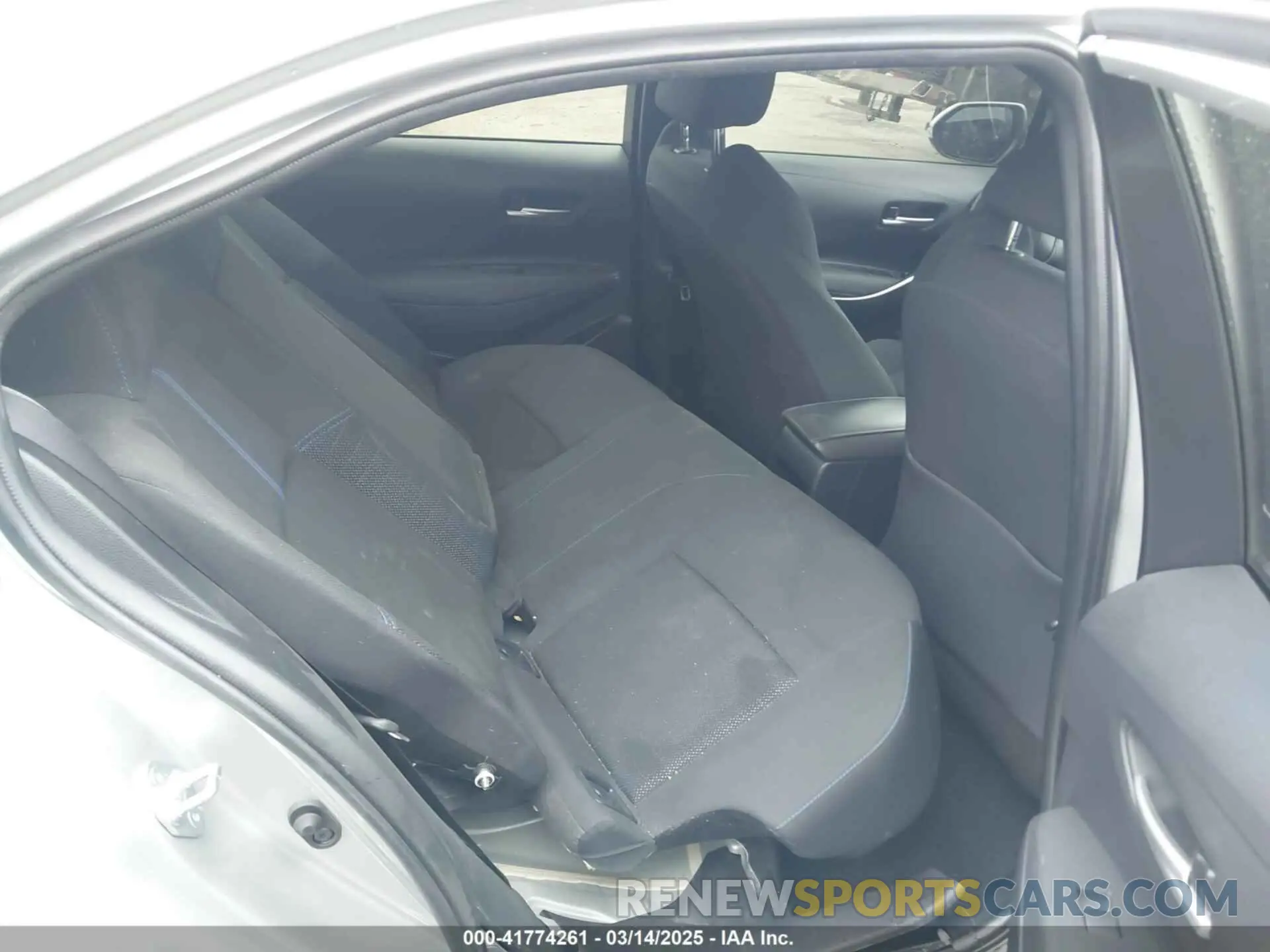 8 Photograph of a damaged car JTDS4RCEXLJ051934 TOYOTA COROLLA 2020
