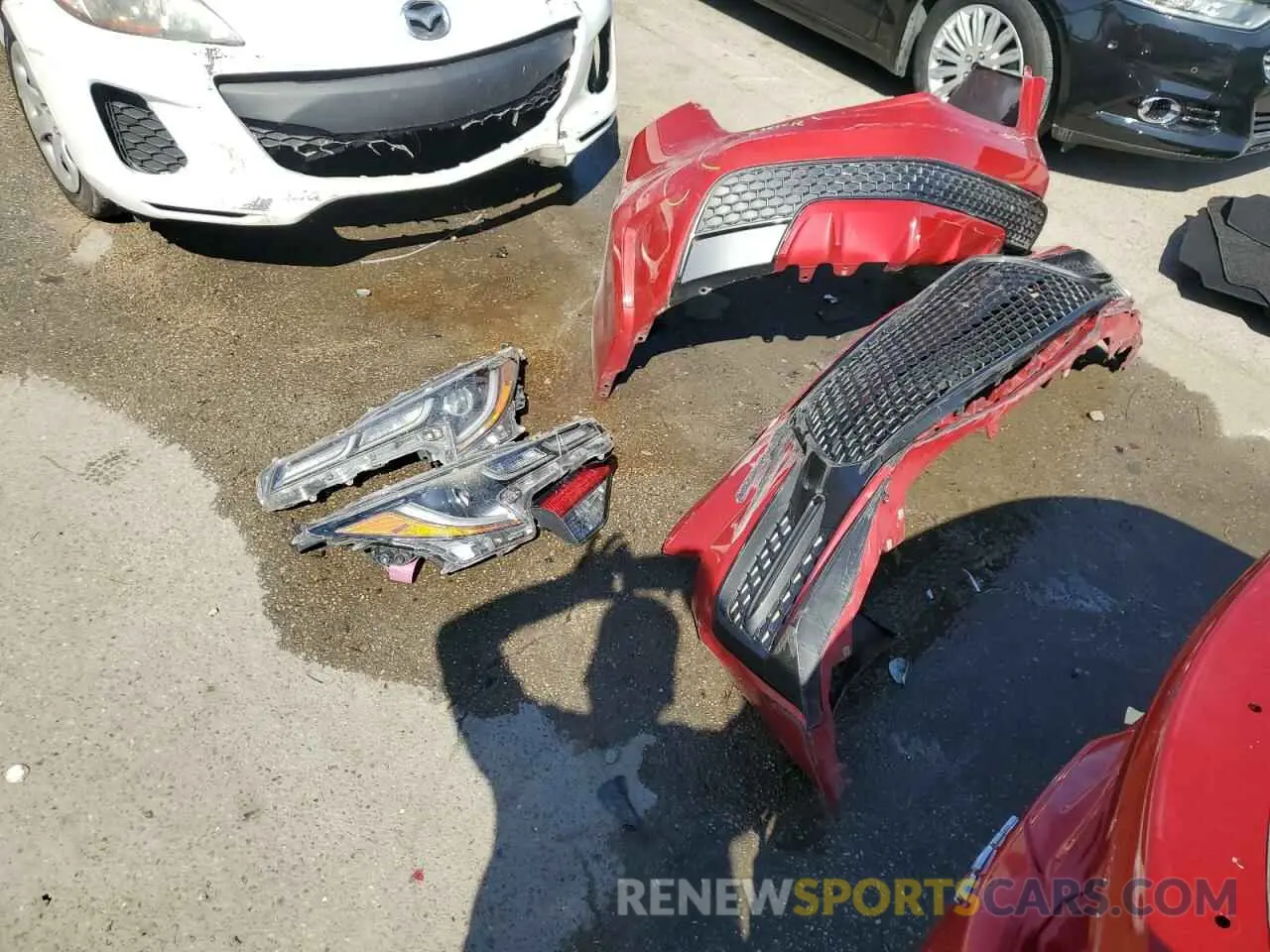 12 Photograph of a damaged car JTDT4RCE2LJ025865 TOYOTA COROLLA 2020