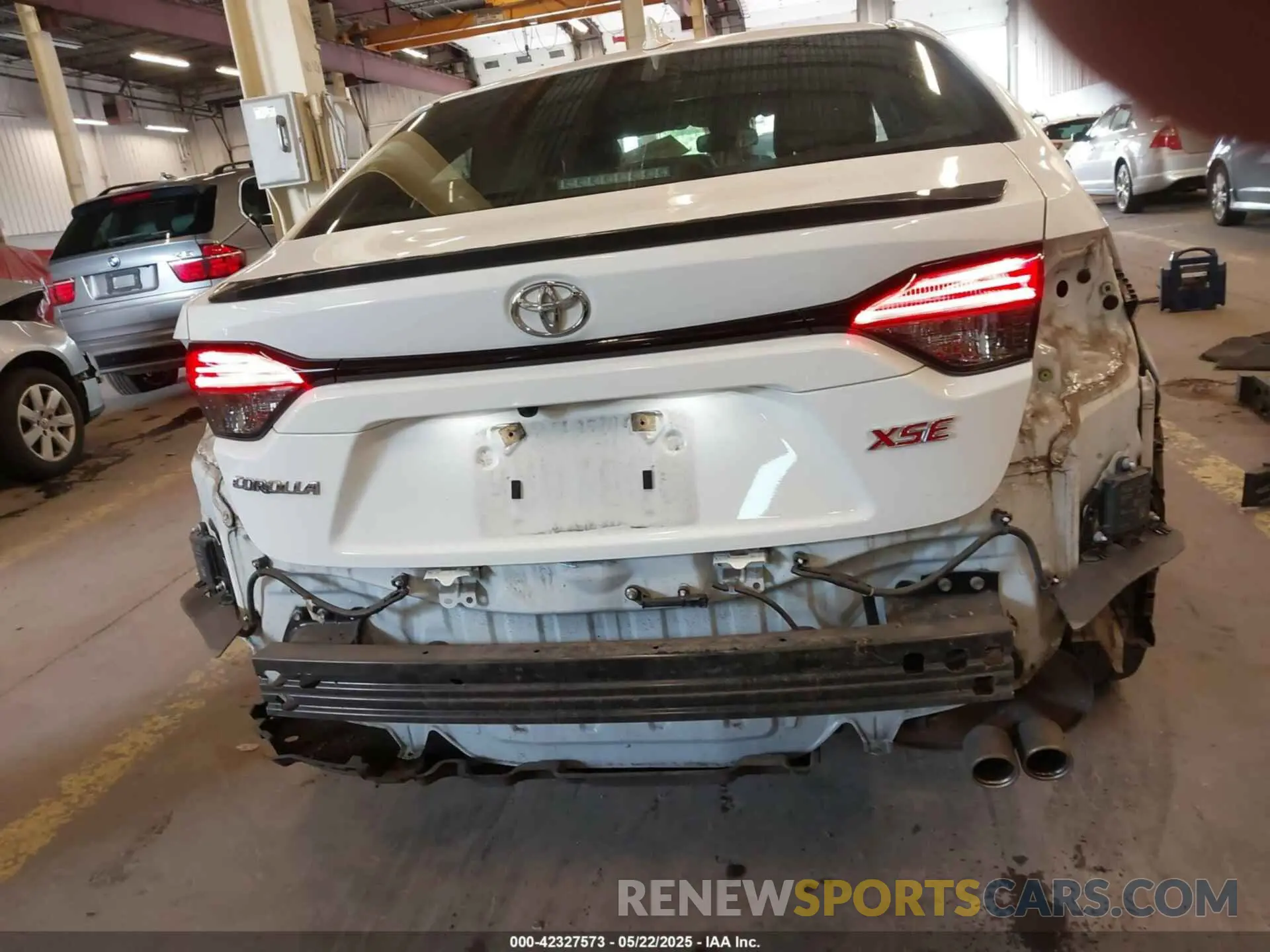 16 Photograph of a damaged car JTDT4RCE3LJ052721 TOYOTA COROLLA 2020