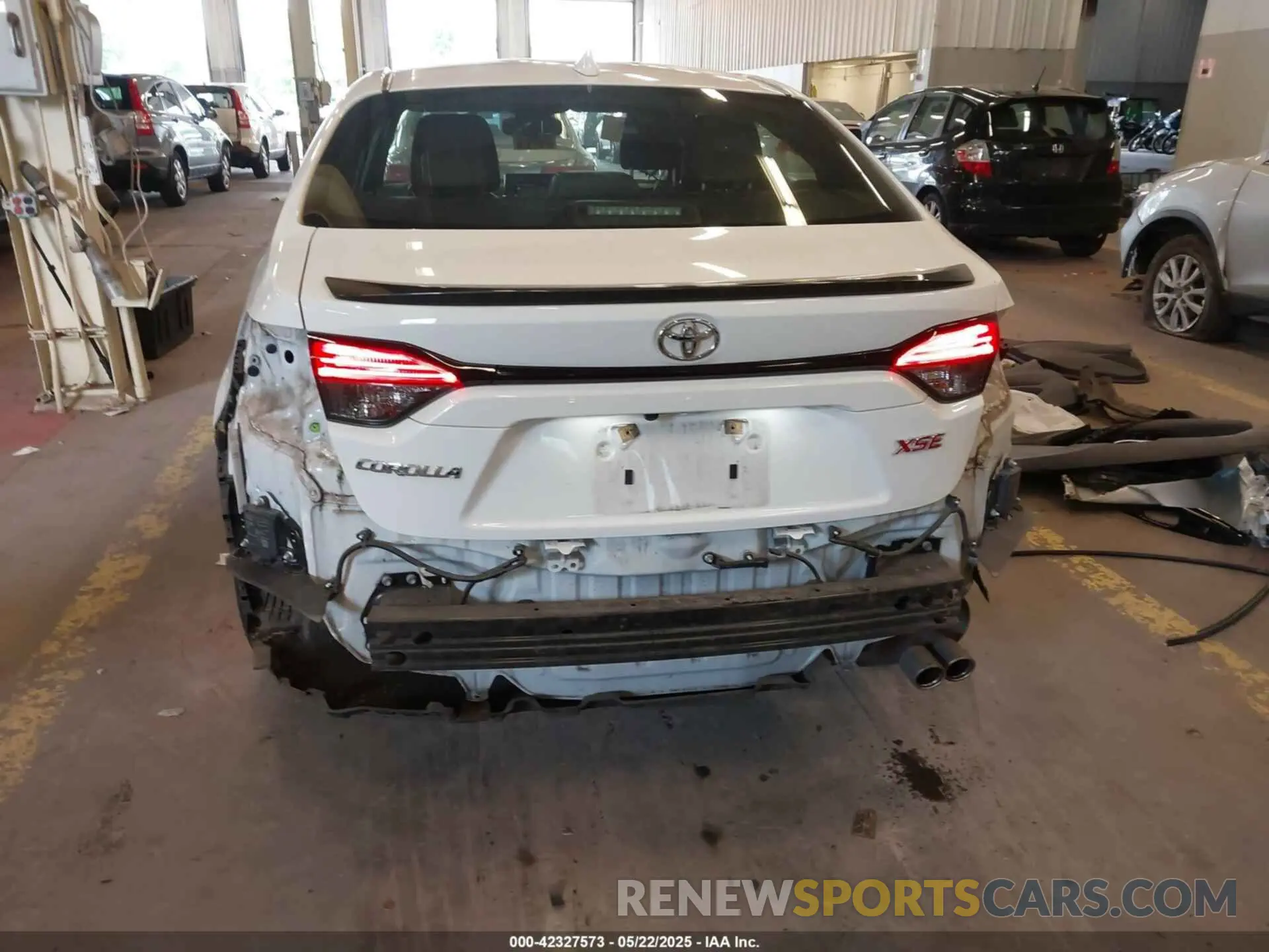 17 Photograph of a damaged car JTDT4RCE3LJ052721 TOYOTA COROLLA 2020