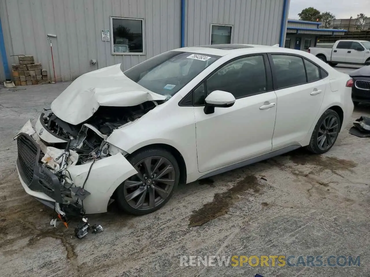 1 Photograph of a damaged car JTDT4RCE6LJ011242 TOYOTA COROLLA 2020