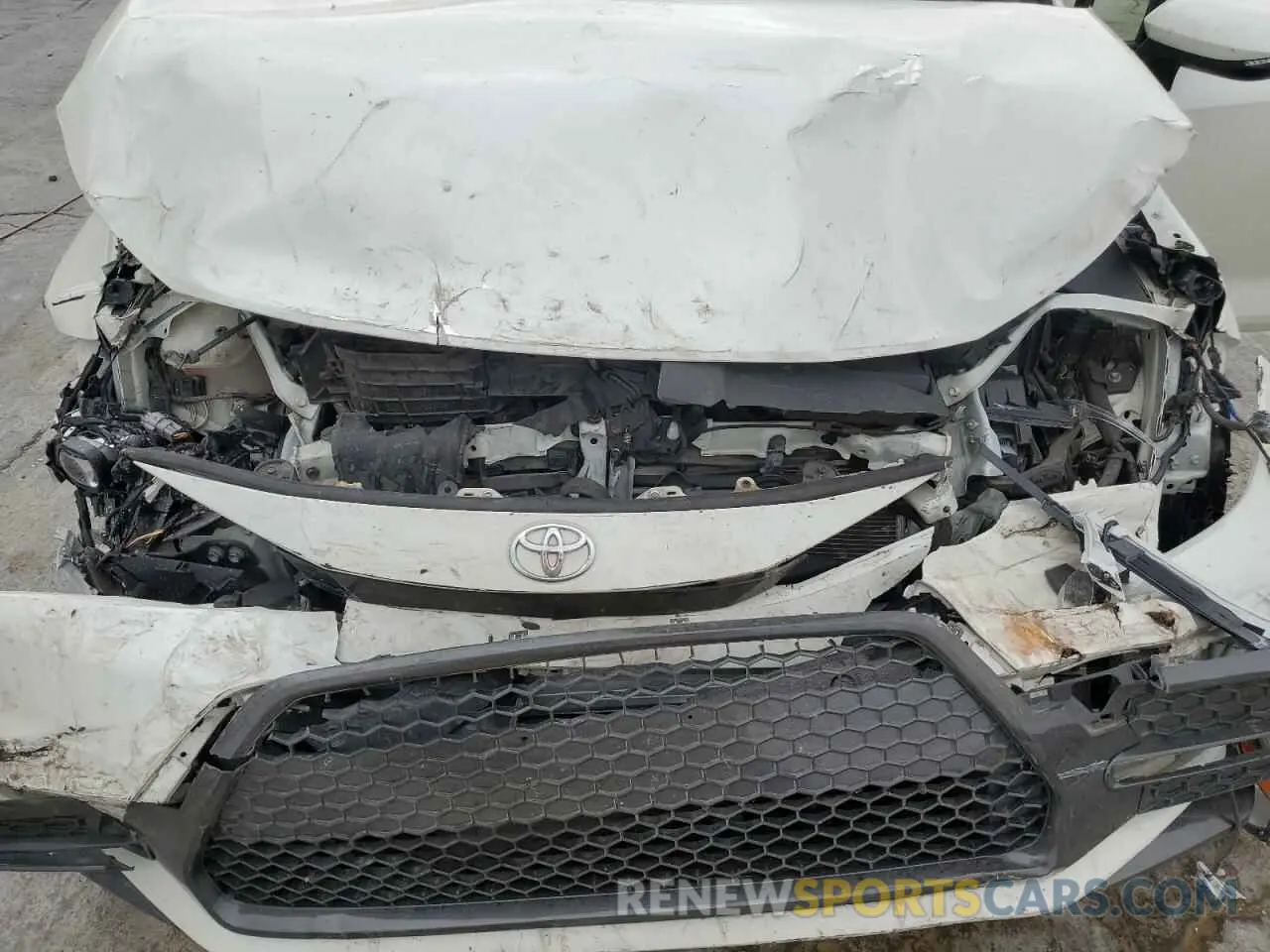 11 Photograph of a damaged car JTDT4RCE6LJ011242 TOYOTA COROLLA 2020