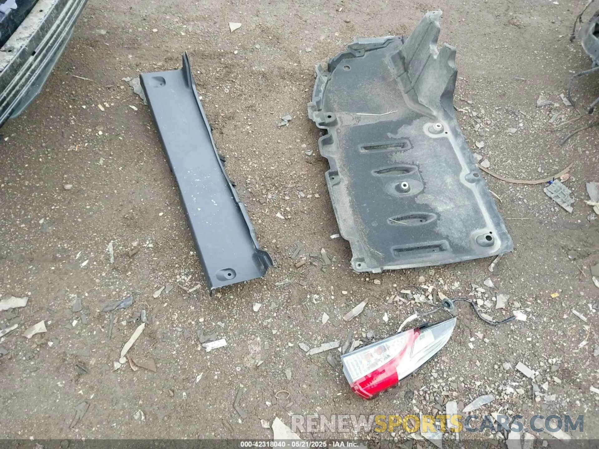 11 Photograph of a damaged car JTDT4RCE6LJ024685 TOYOTA COROLLA 2020