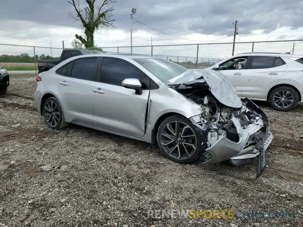 4 Photograph of a damaged car JTDT4RCE7LJ004025 TOYOTA COROLLA 2020