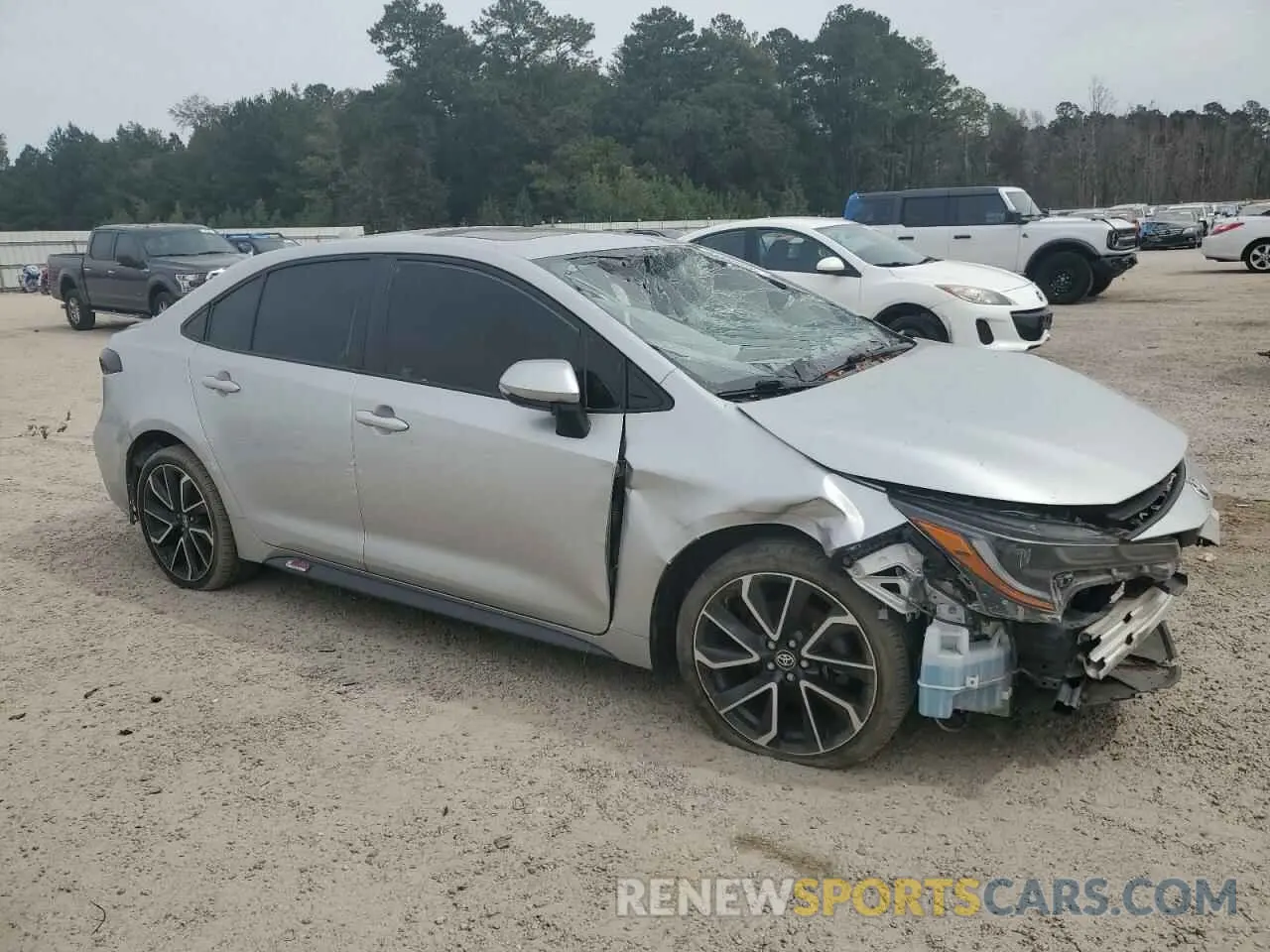 4 Photograph of a damaged car JTDT4RCE8LJ036594 TOYOTA COROLLA 2020