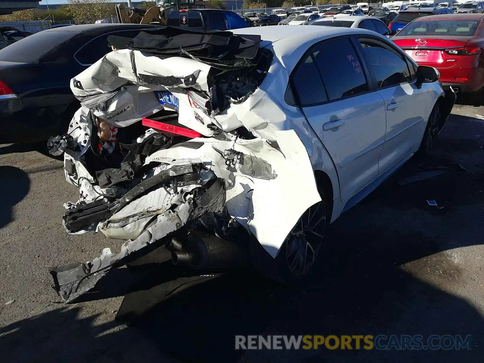 4 Photograph of a damaged car JTDT4RCE9LJ029735 TOYOTA COROLLA 2020