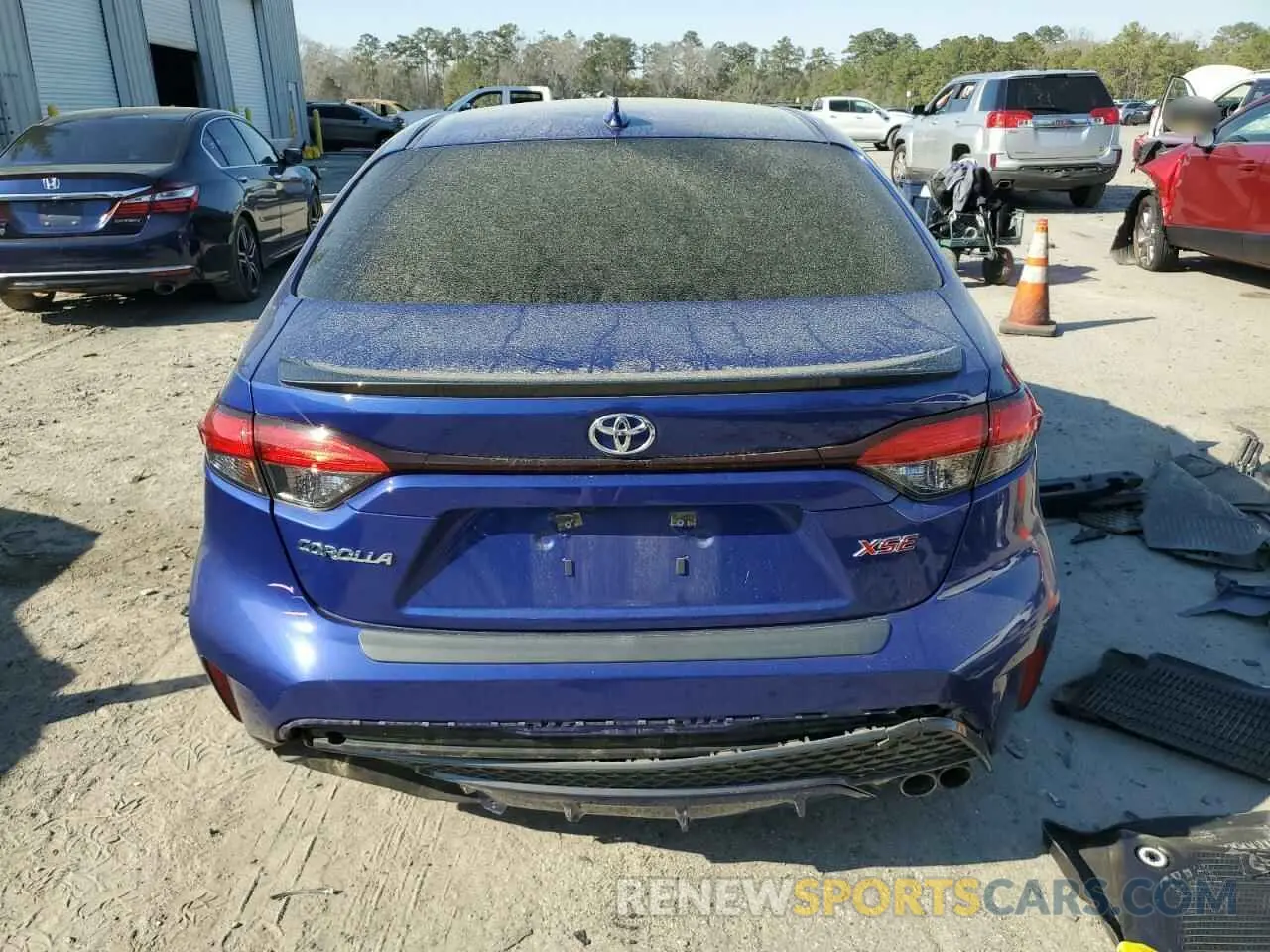 6 Photograph of a damaged car JTDT4RCEXLJ010529 TOYOTA COROLLA 2020