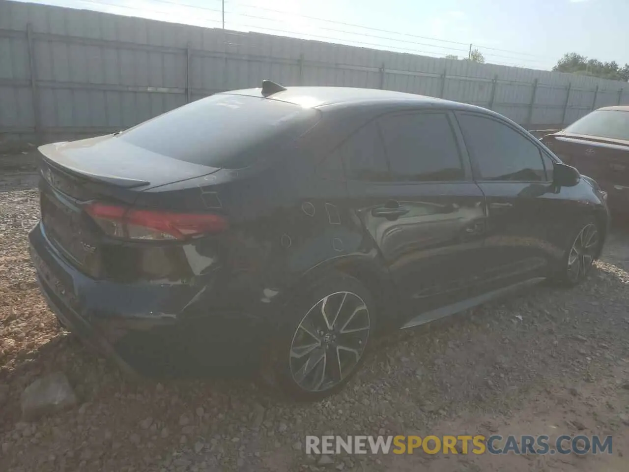 3 Photograph of a damaged car JTDT4RCEXLJ013396 TOYOTA COROLLA 2020