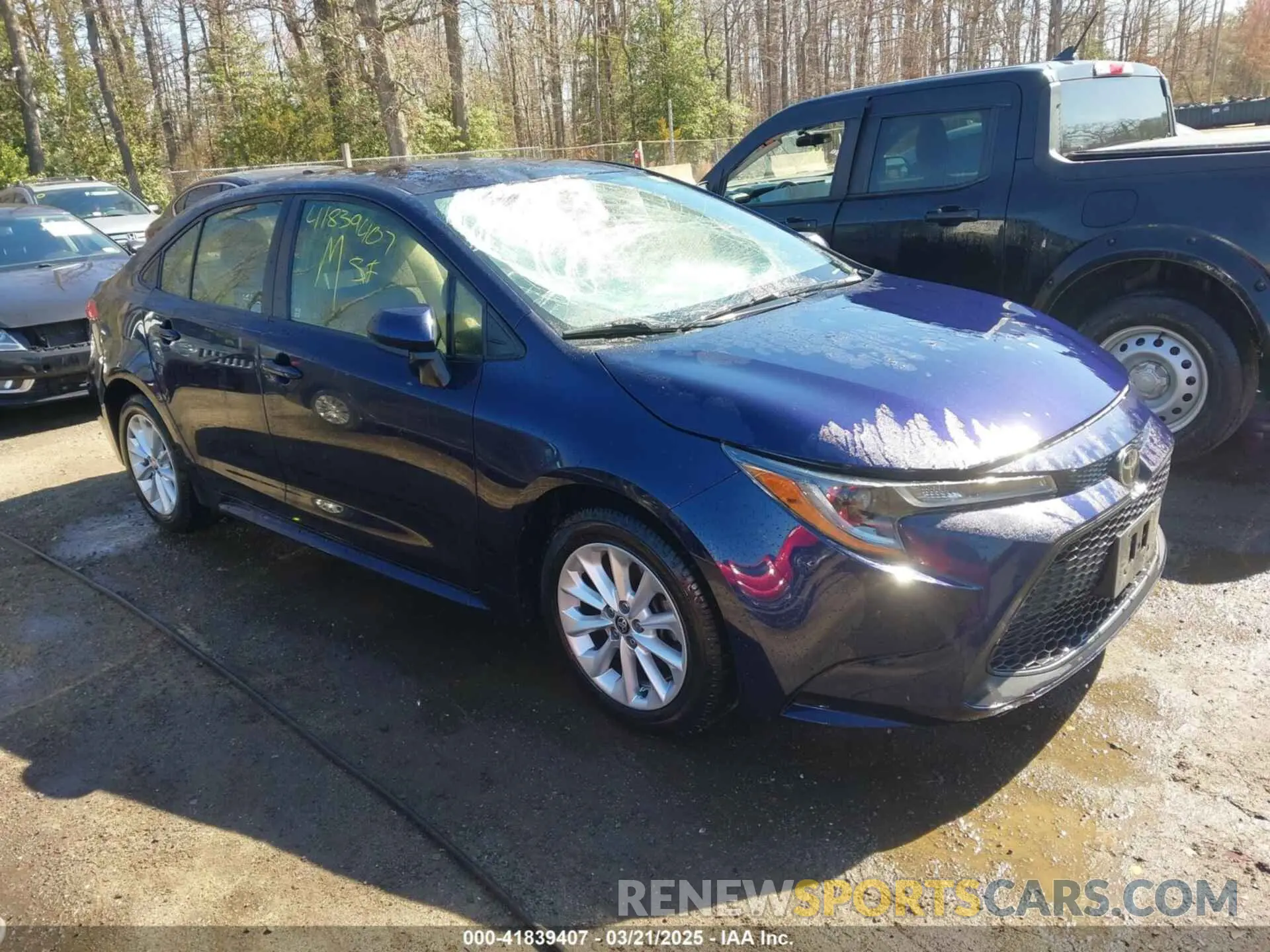 1 Photograph of a damaged car JTDVPRAE0LJ083461 TOYOTA COROLLA 2020