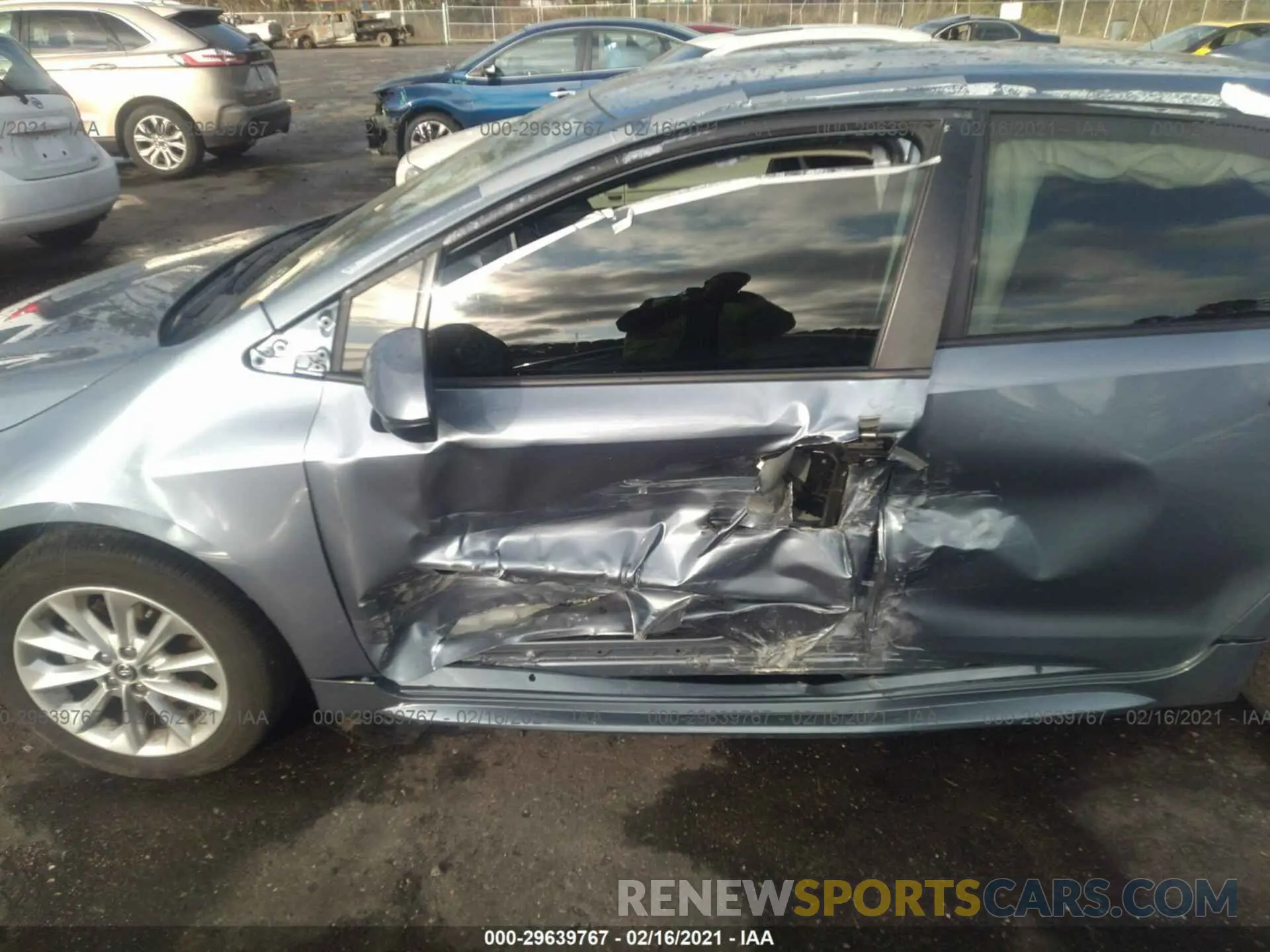 6 Photograph of a damaged car JTDVPRAE0LJ106446 TOYOTA COROLLA 2020