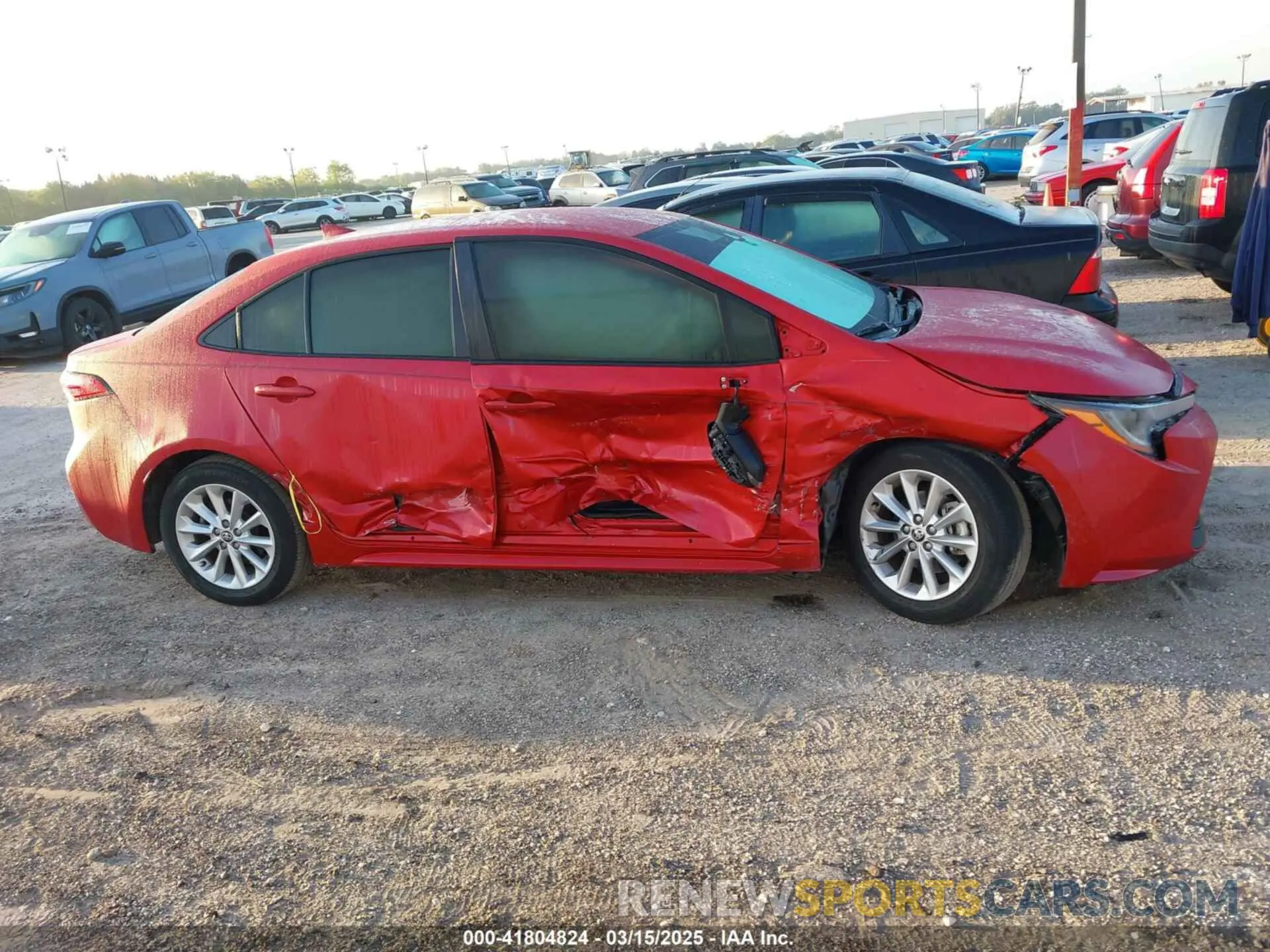 13 Photograph of a damaged car JTDVPRAE0LJ116538 TOYOTA COROLLA 2020