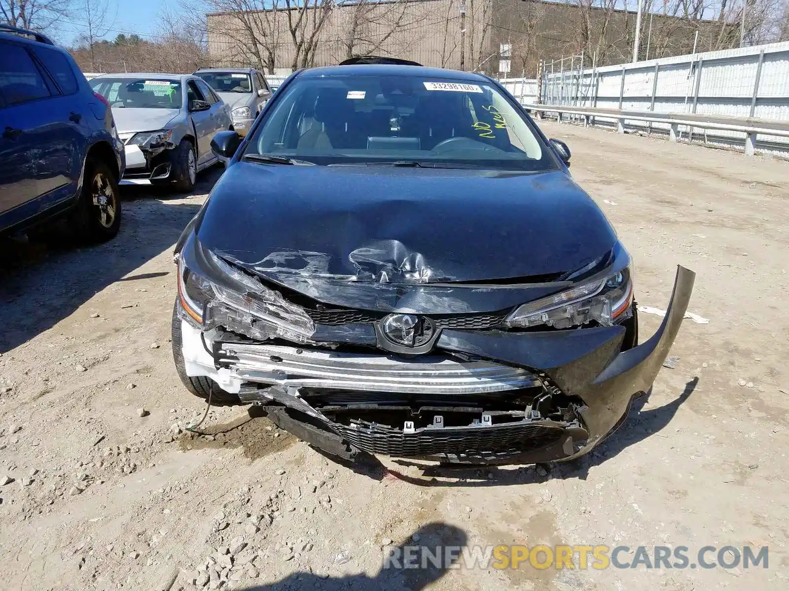 9 Photograph of a damaged car JTDVPRAE1LJ075174 TOYOTA COROLLA 2020