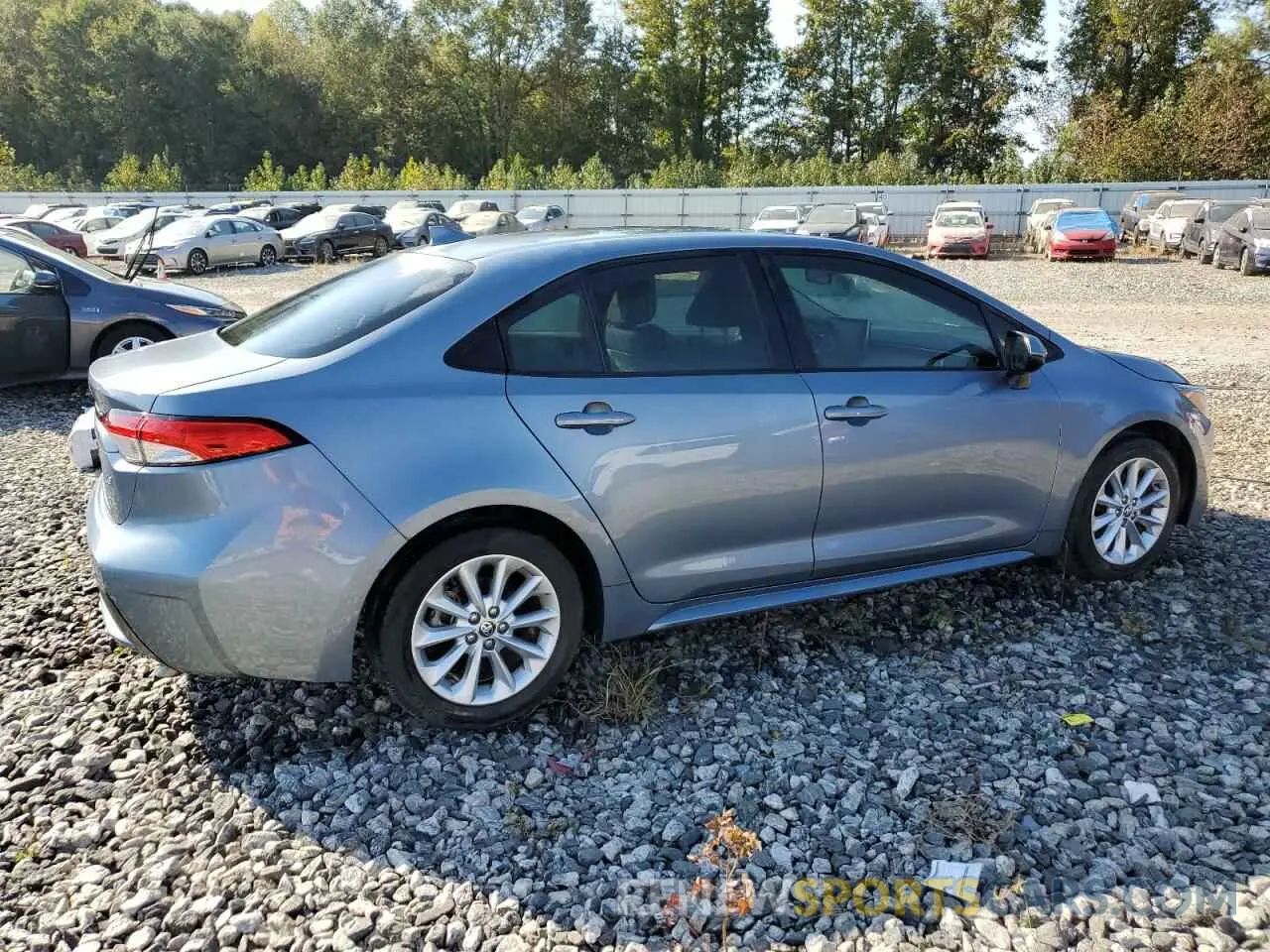 3 Photograph of a damaged car JTDVPRAE4LJ112430 TOYOTA COROLLA 2020