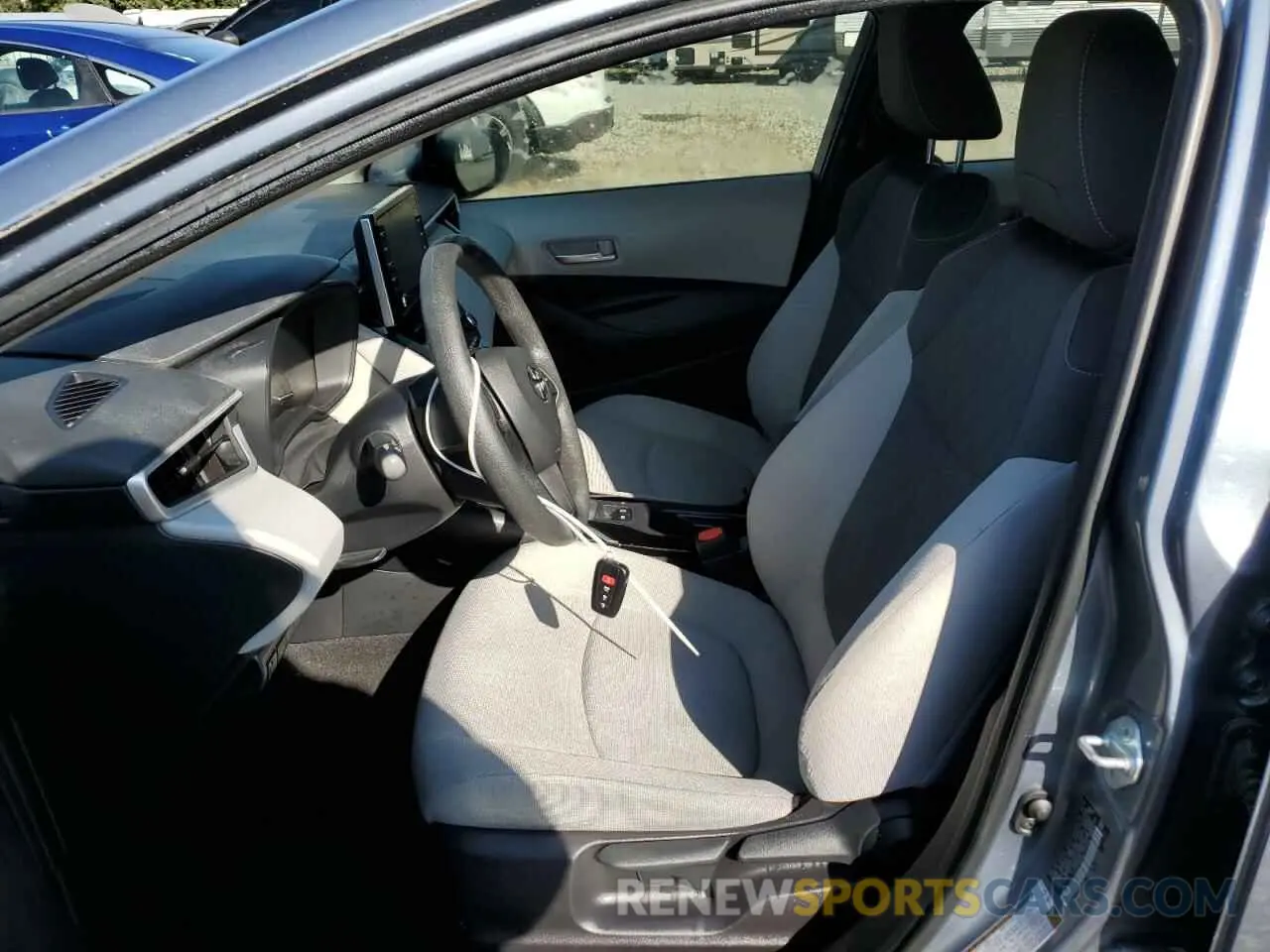 7 Photograph of a damaged car JTDVPRAE4LJ112430 TOYOTA COROLLA 2020